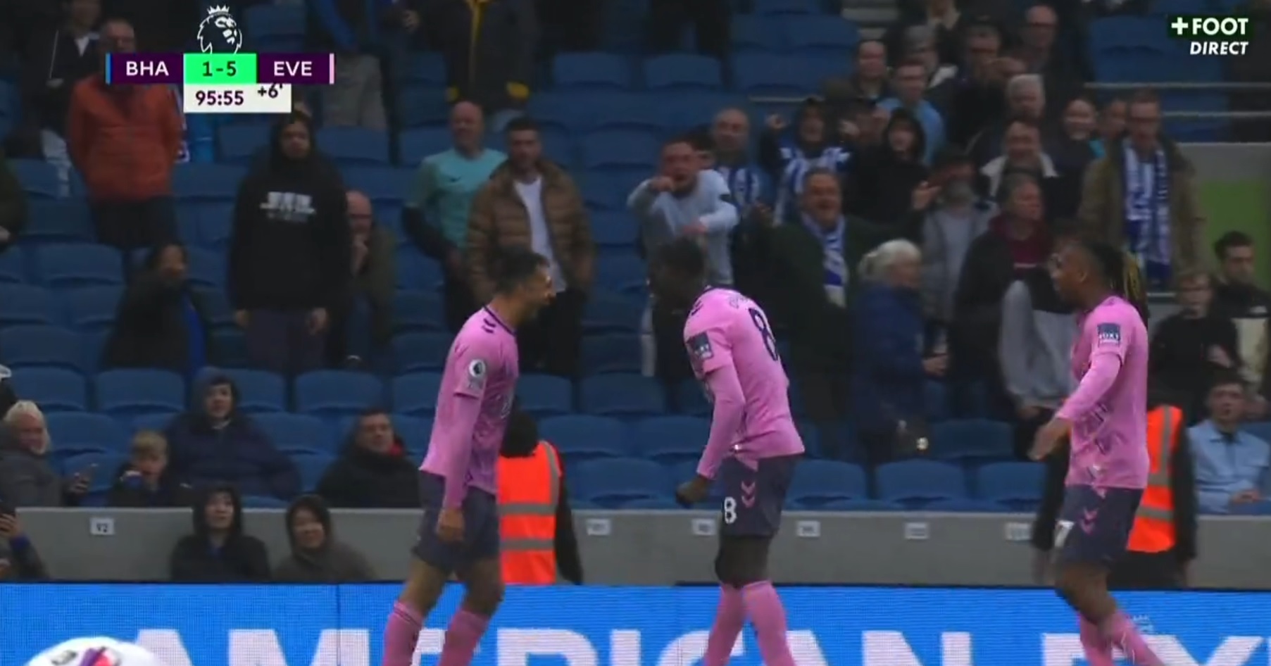 Sensacja w Premier League, Everton wyszedł ze strefy spadkowej! Samobój bramkarza pogrążył Brighton [WIDEO]