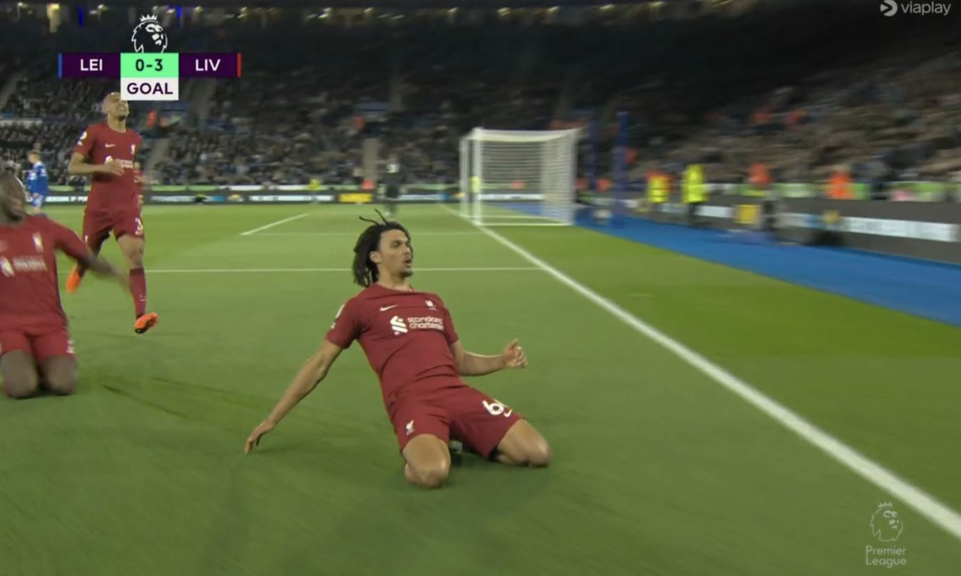 Liverpool nie odpuszcza walki o LM! Cudowny gol Alexandra-Arnolda, fatalne pudło Salaha [WIDEO]