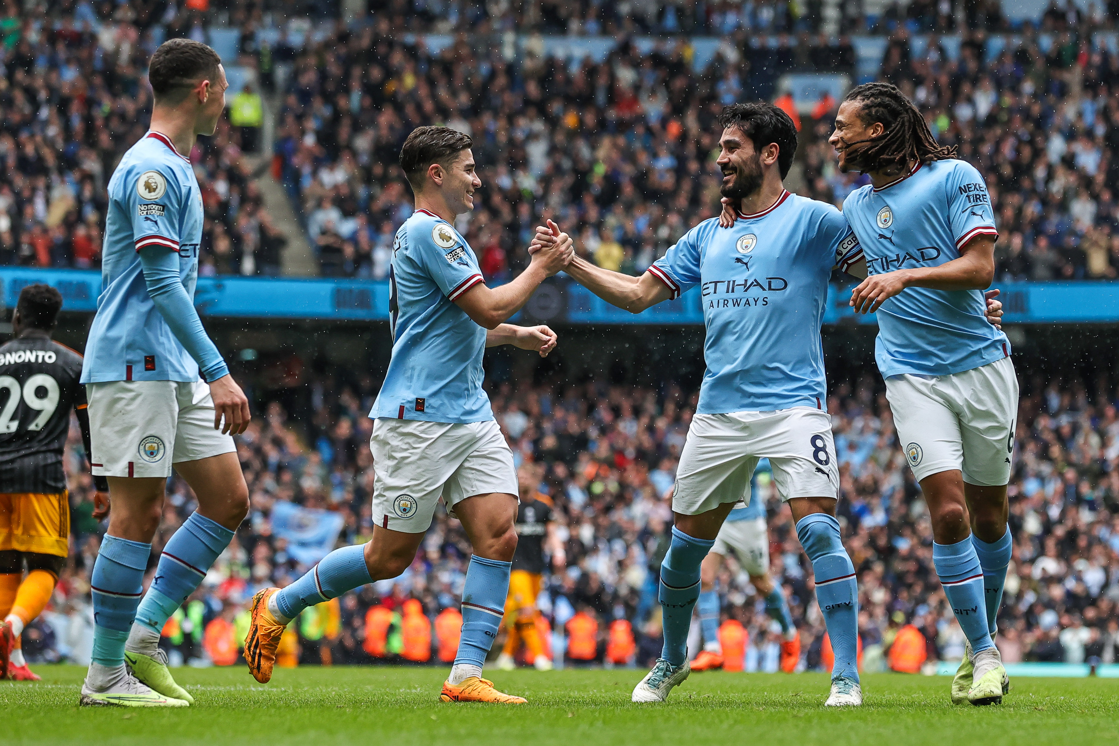 Manchester City z krajowym dubletem! Niepewność de Gei pogrążyła Manchester United [WIDEO]