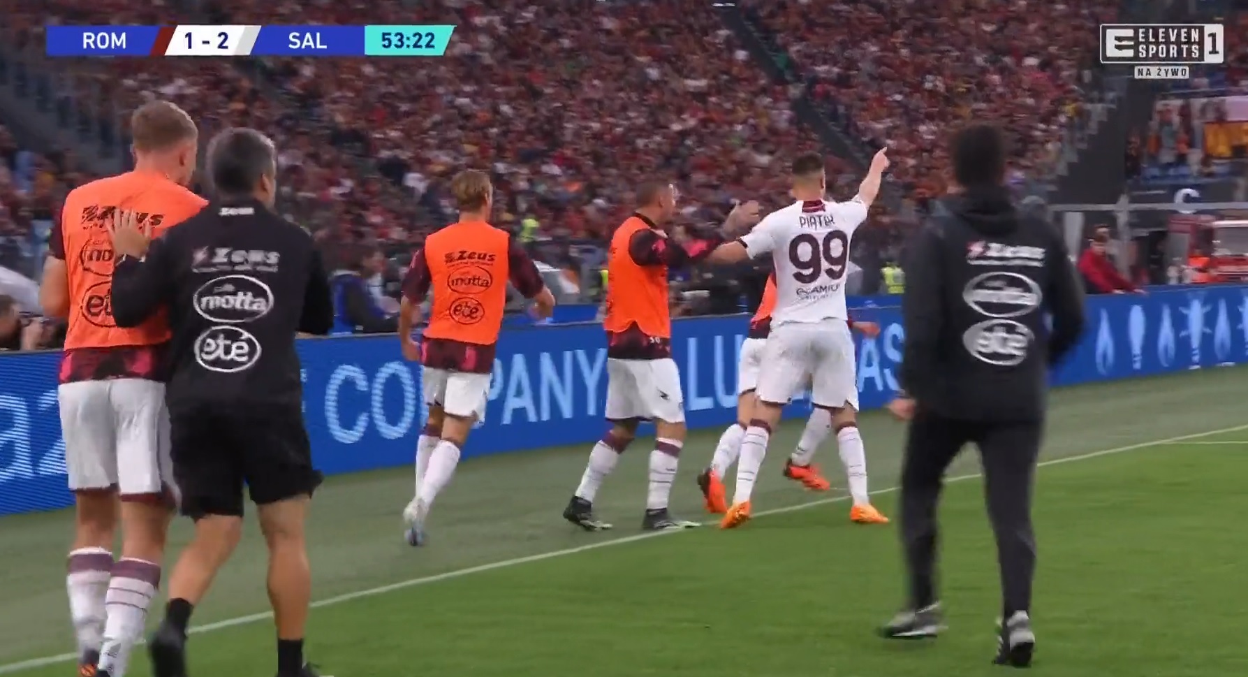 Krzysztof Piątek z asystą w meczu z AS Romą! Ekipa Jose Mourinho nie zdołała pokonać Salernitany [WIDEO]