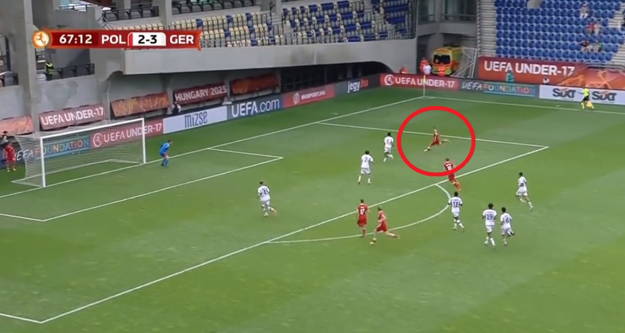 Cudowny gol dla Polski w półfinale Euro U17. Petarda nie do obrony! [WIDEO]