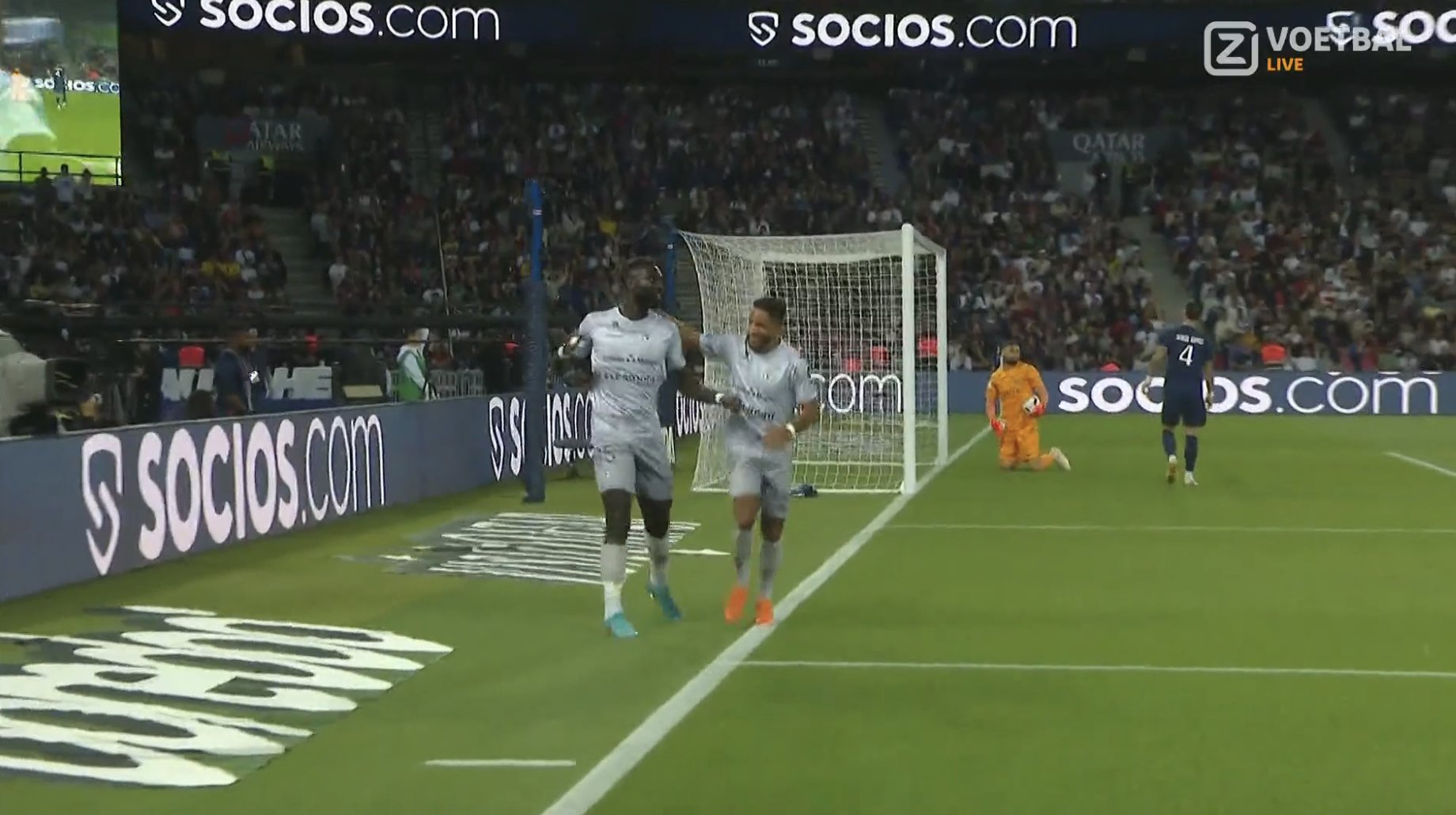 Pożegnanie Ramosa i Messiego w cieniu porażki. PSG fatalnie kończy sezon, mistrzostwo zdobyte o włos [WIDEO]