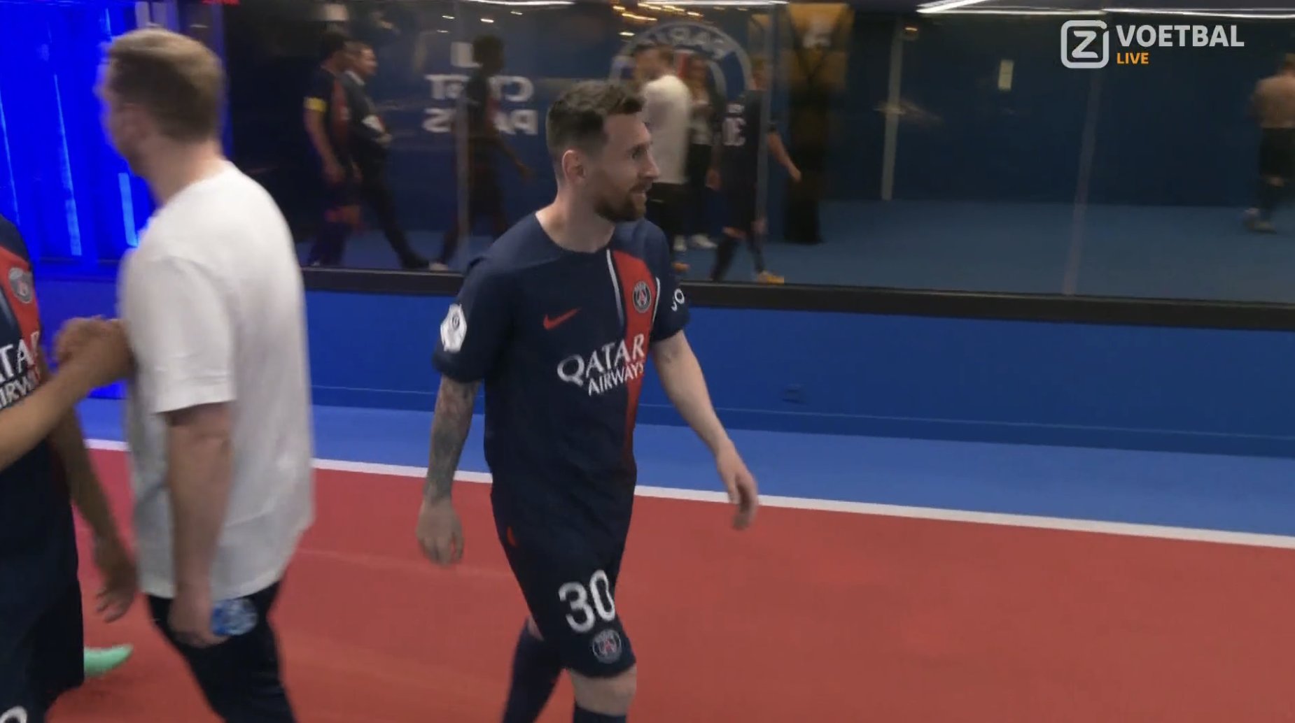Gwizdy na początek, bez emocji na koniec. Tak Leo Messi rozstał się z kibicami PSG [WIDEO]