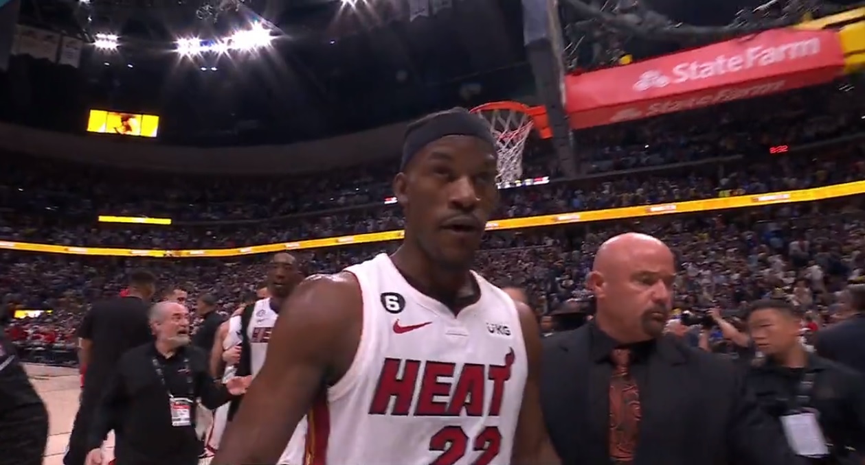 Świetny Jokić to za mało na Miami Heat! Zwrot w finałach NBA [WIDEO]