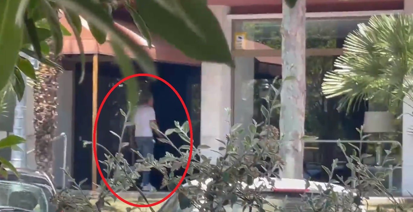 Jorge Messi na rozmowie u Joana Laporty! Spotkanie na szczycie w domu prezydenta FC Barcelony [WIDEO]