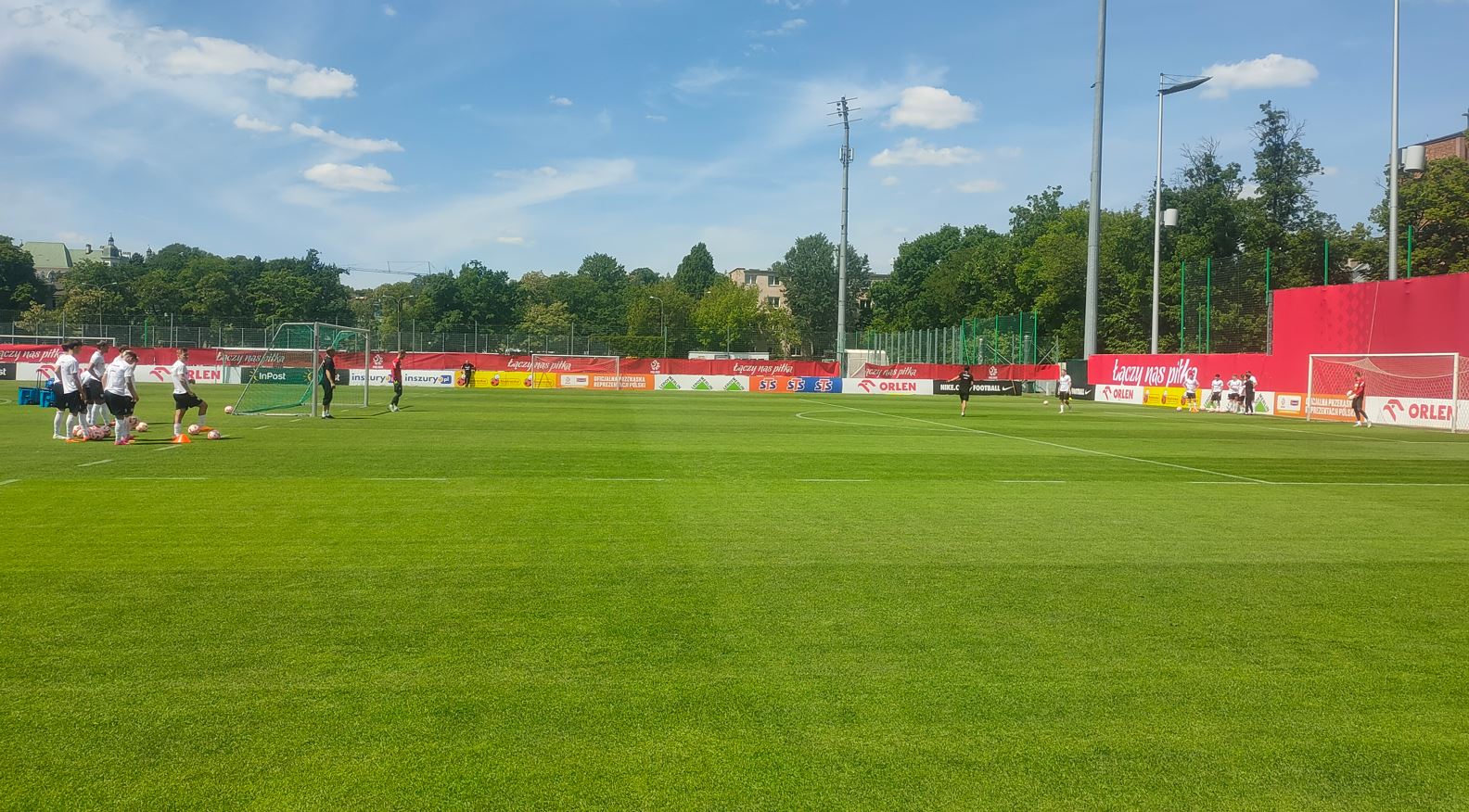 Tak Santos podzielił kadrowiczów na grupy. W piątek wyjątkowy sparing. Pełna para na "przedzgrupowaniu" 