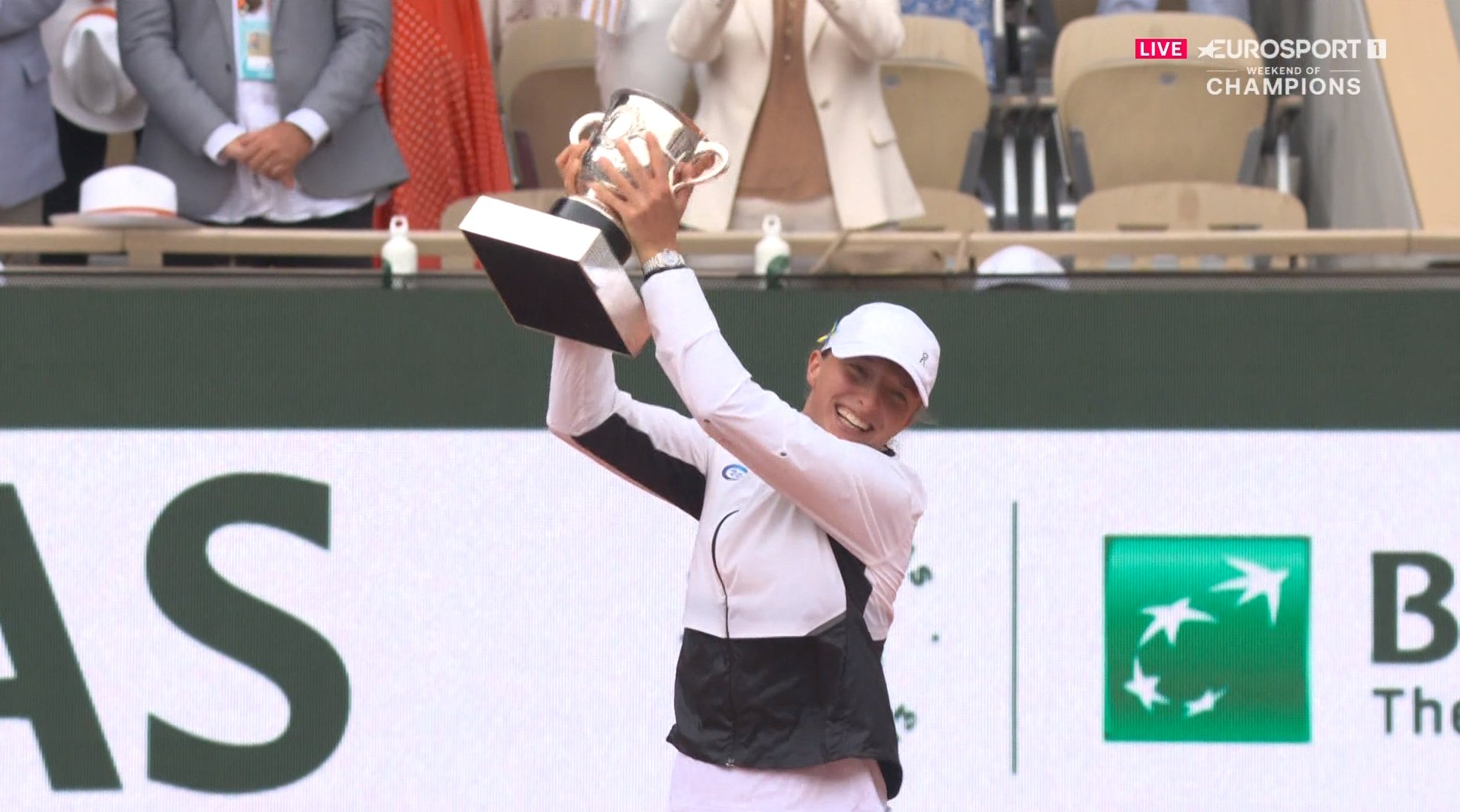 Gigantyczna nagroda dla Świątek. Tyle zarobiła na Roland Garros. Muchova też nie może narzekać