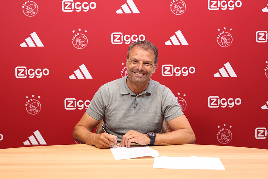 Ajax ma nowego trenera. To on przejmie stery w ekipie z Amsterdamu