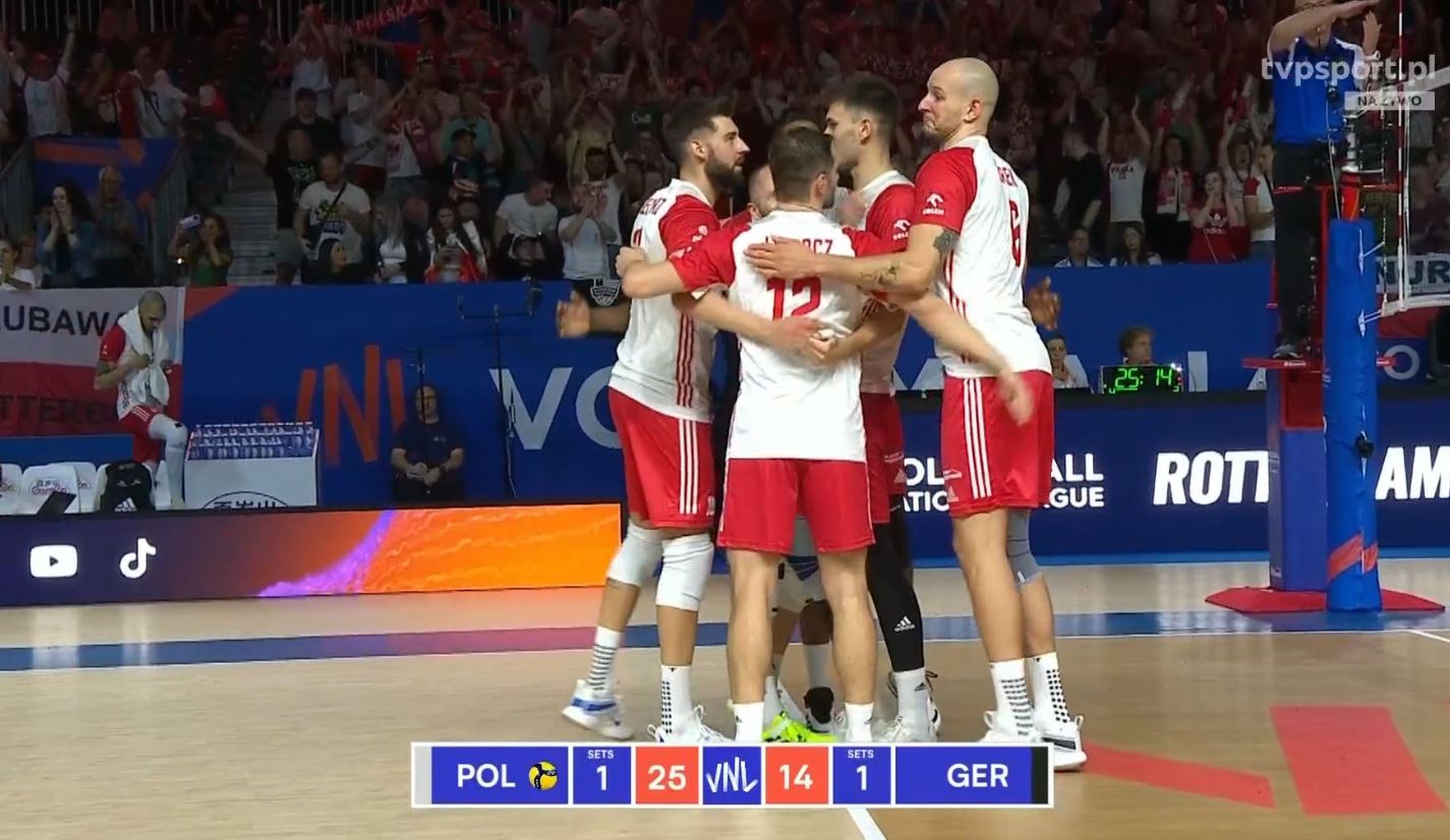 Kolejny dreszczowiec z udziałem polskich siatkarzy! Pięciosetowy bój i cenna wygrana z Niemcami [WIDEO]