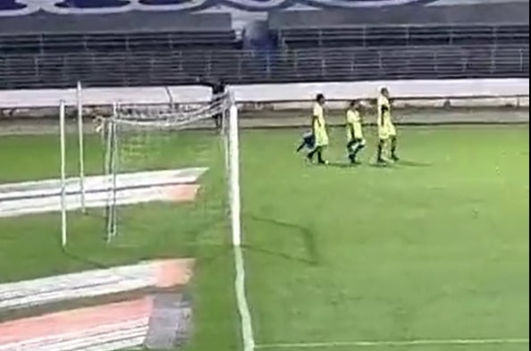 Kuriozalny powód odwołania meczu w Brazylii. Organizatorzy zapomnieli o najważniejszym [WIDEO]