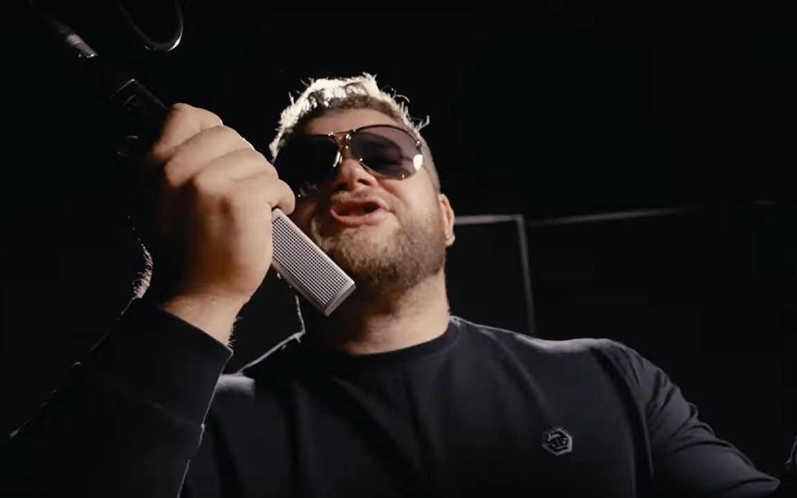 Paweł Fajdek nagrał utwór rapowy z legendą. Wyjątkowy przekaz. Oddał hołd zmarłej lekkoatletce