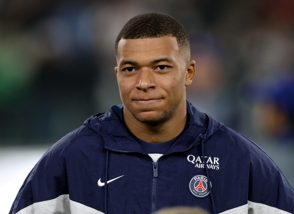 PSG zaakceptowało dwie oferty za Kyliana Mbappe. Jasny przykaz z Kataru. "Nie zagra ani minuty"