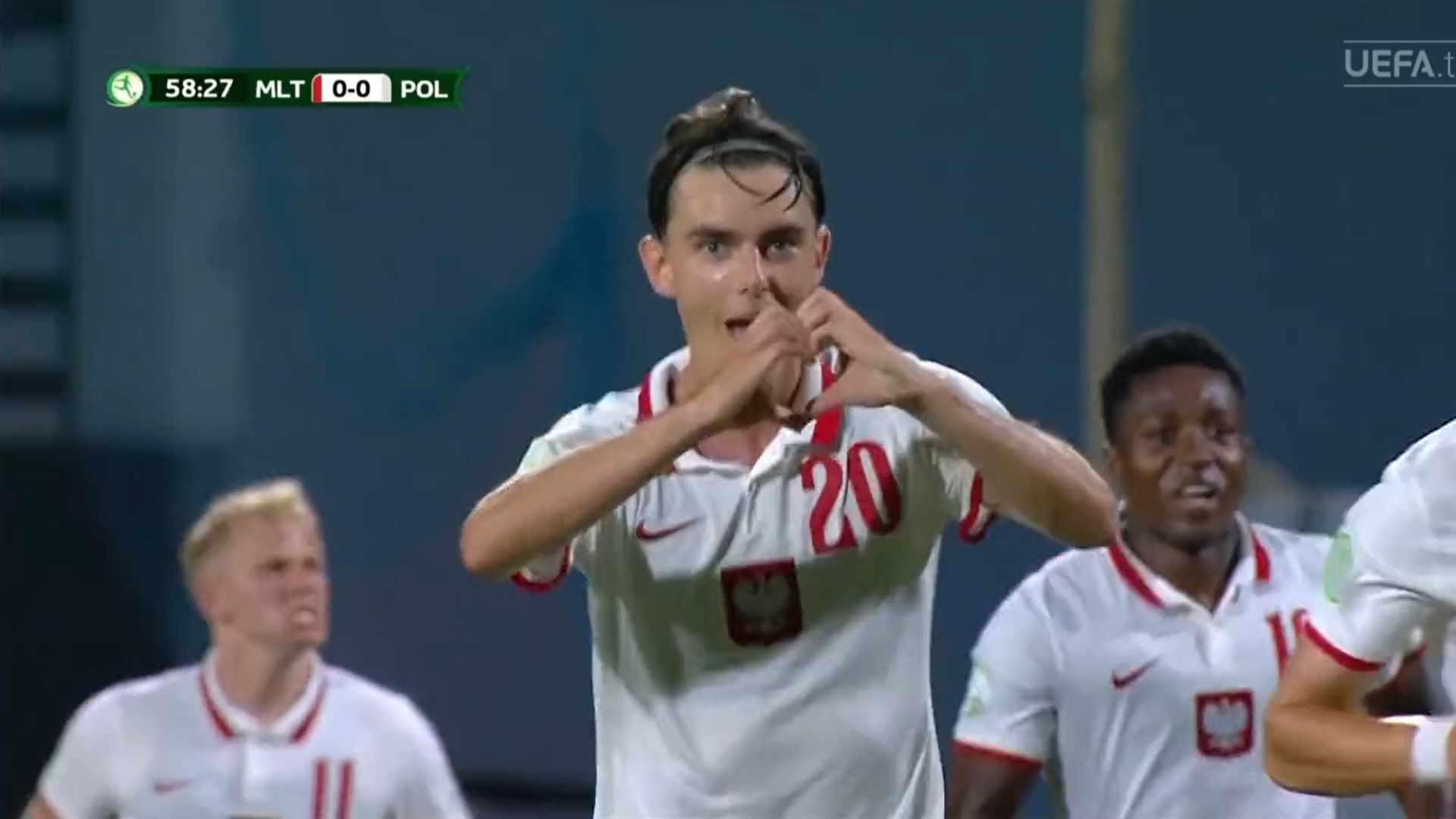 Słodko-gorzkie zwycięstwo Polski U19 na mistrzostwach Europy. Biało-czerwoni skomplikowali swoją sytuację