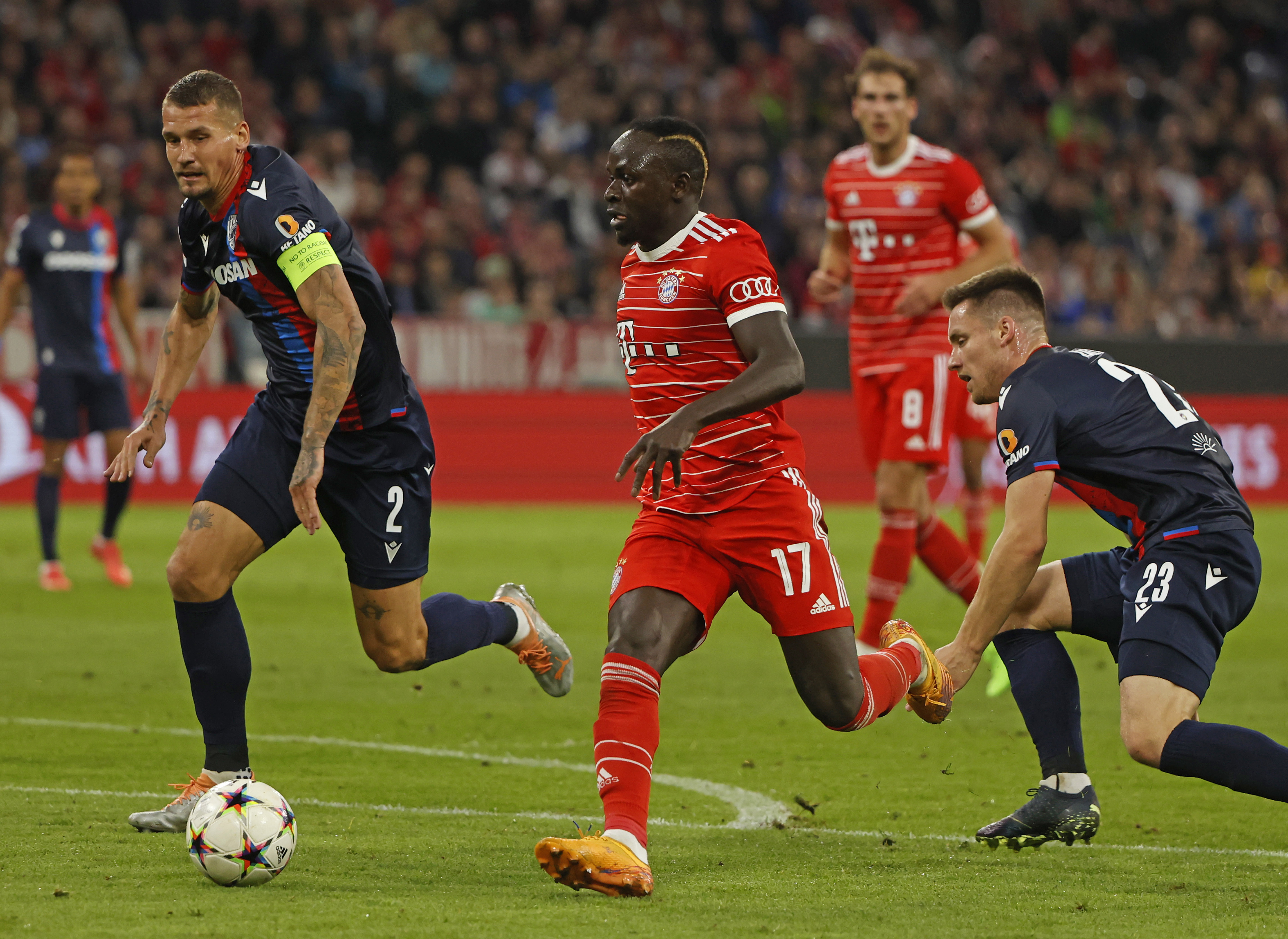 "Boli mnie to. Mogłem pomóc zespołowi". Gorzkie słowa Sadio Mane o odejściu z Bayernu