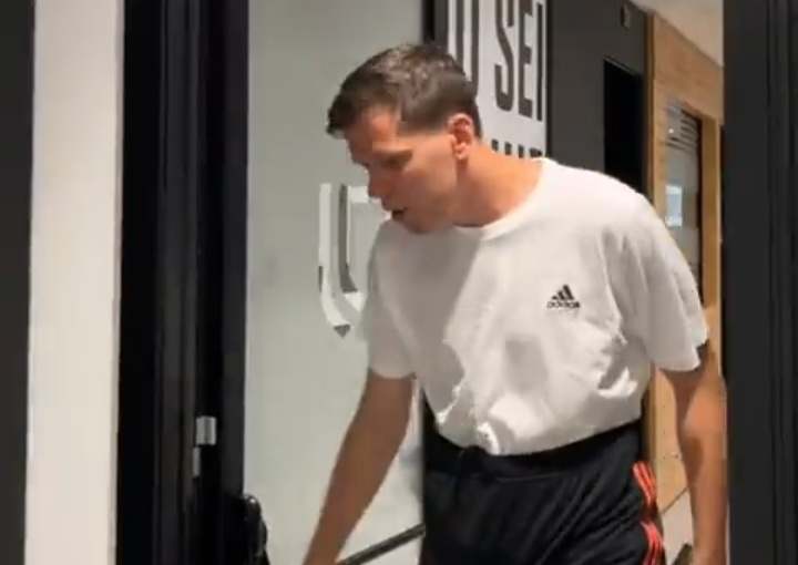 Szczęsny zaskoczył wszystkich po powrocie do Juventusu. Milik nie mógł wytrzymać ze śmiechu [WIDEO]
