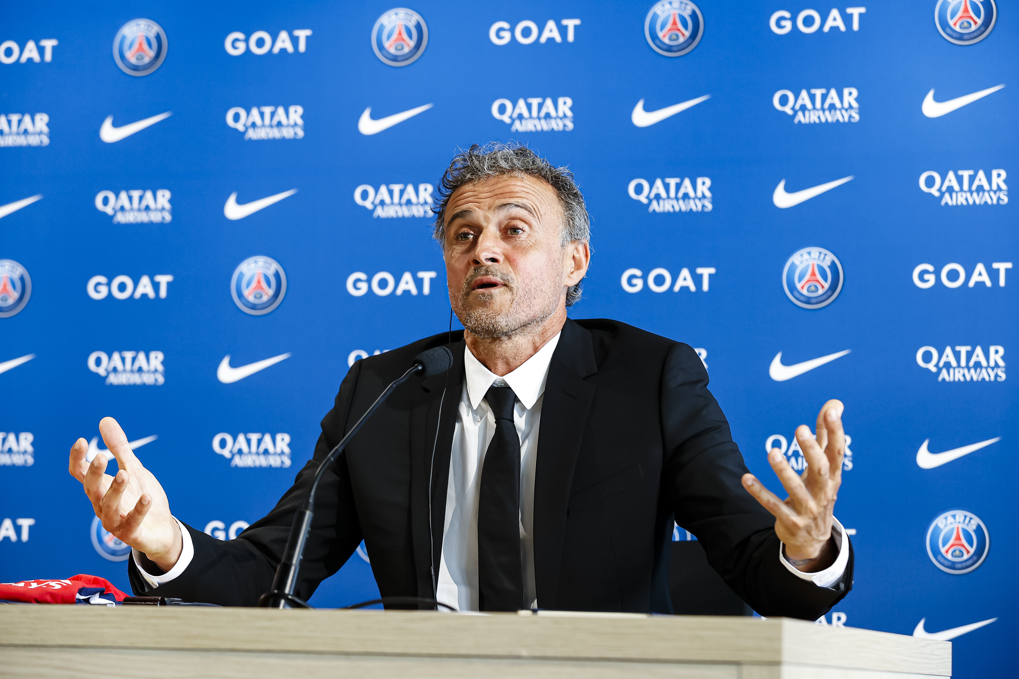 Media: Gwiazda PSG może odejść z klubu. "Luis Enrique mu nie ufa"