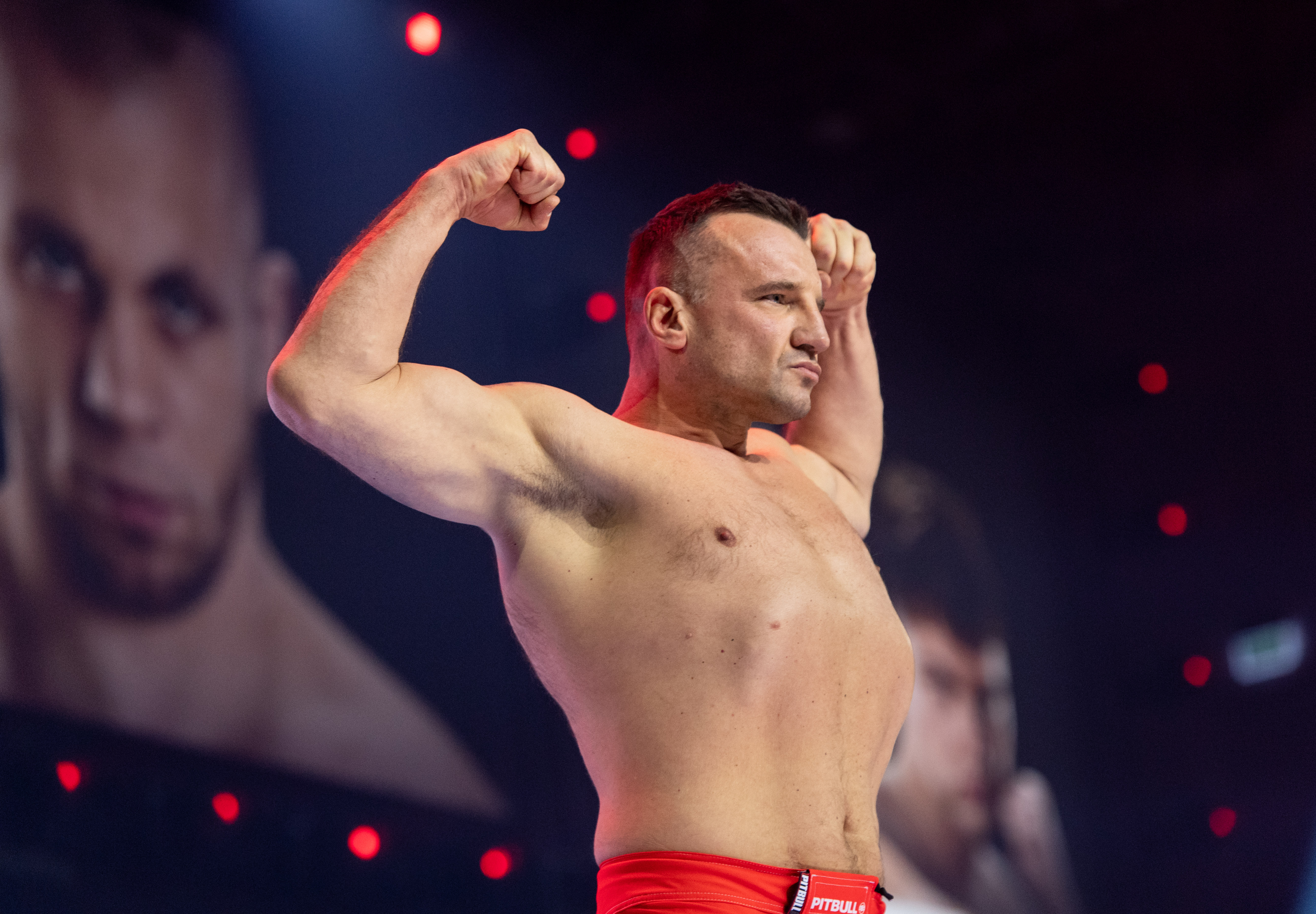 Mateusz Borek ujawnił, który sponsor zaprosił Pawła Jóźwiaka do samolotu polskiej kadry. Nowy wątek afery