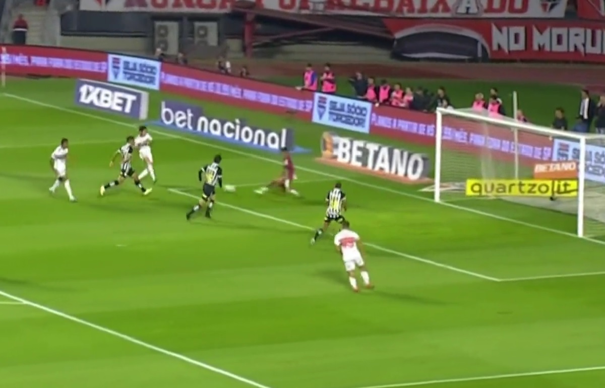 Pierwszy gol Alexandre Pato od ponad roku! Zaczął akcję i ją wykończył [WIDEO]
