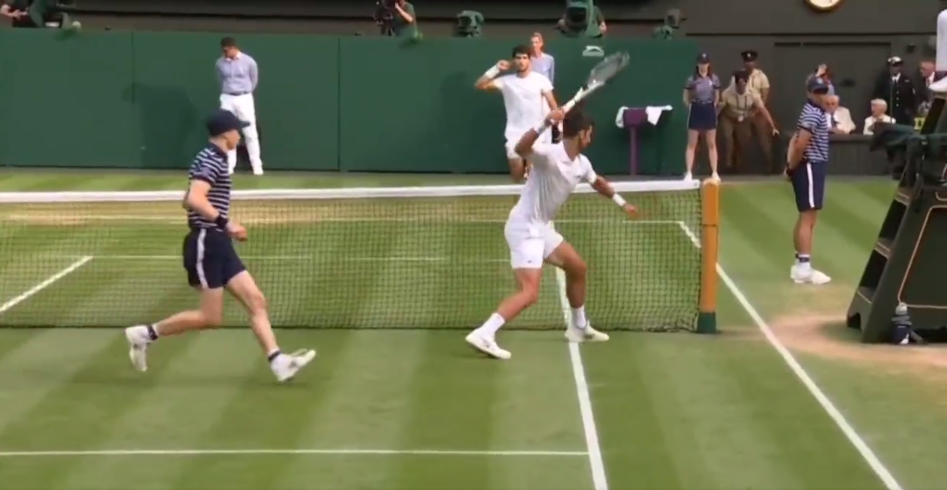 Novak Djoković ukarany za incydent na Wimbledonie. Serb nie wytrzymał [WIDEO]