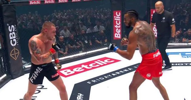 Kontrowersyjny werdykt w main evencie Fame MMA. "Nie zgadzam się z tym wynikiem. Ja tę walkę wygrałem i c**j"