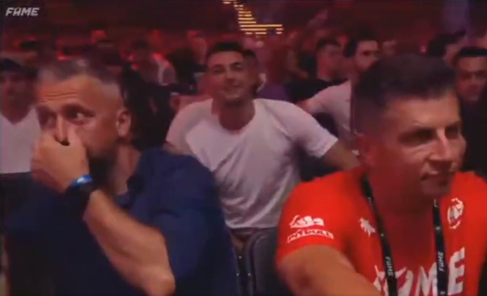 Byli reprezentanci Polski pojawili się na gali Fame MMA. Znane osoby na trybunach [WIDEO]