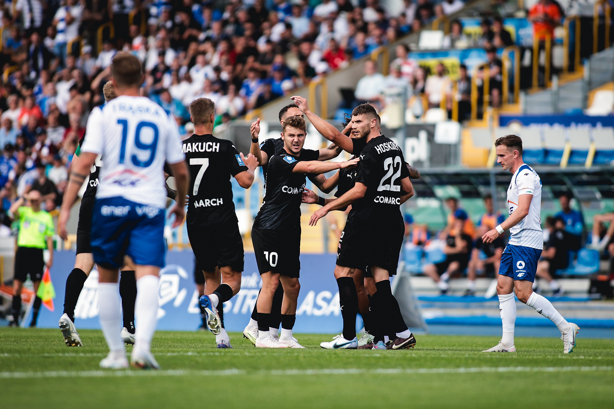 Cracovia przegrywała 0:2, a była bliska zwycięstwa. Cztery gole na sobotni start Ekstraklasy [WIDEO]