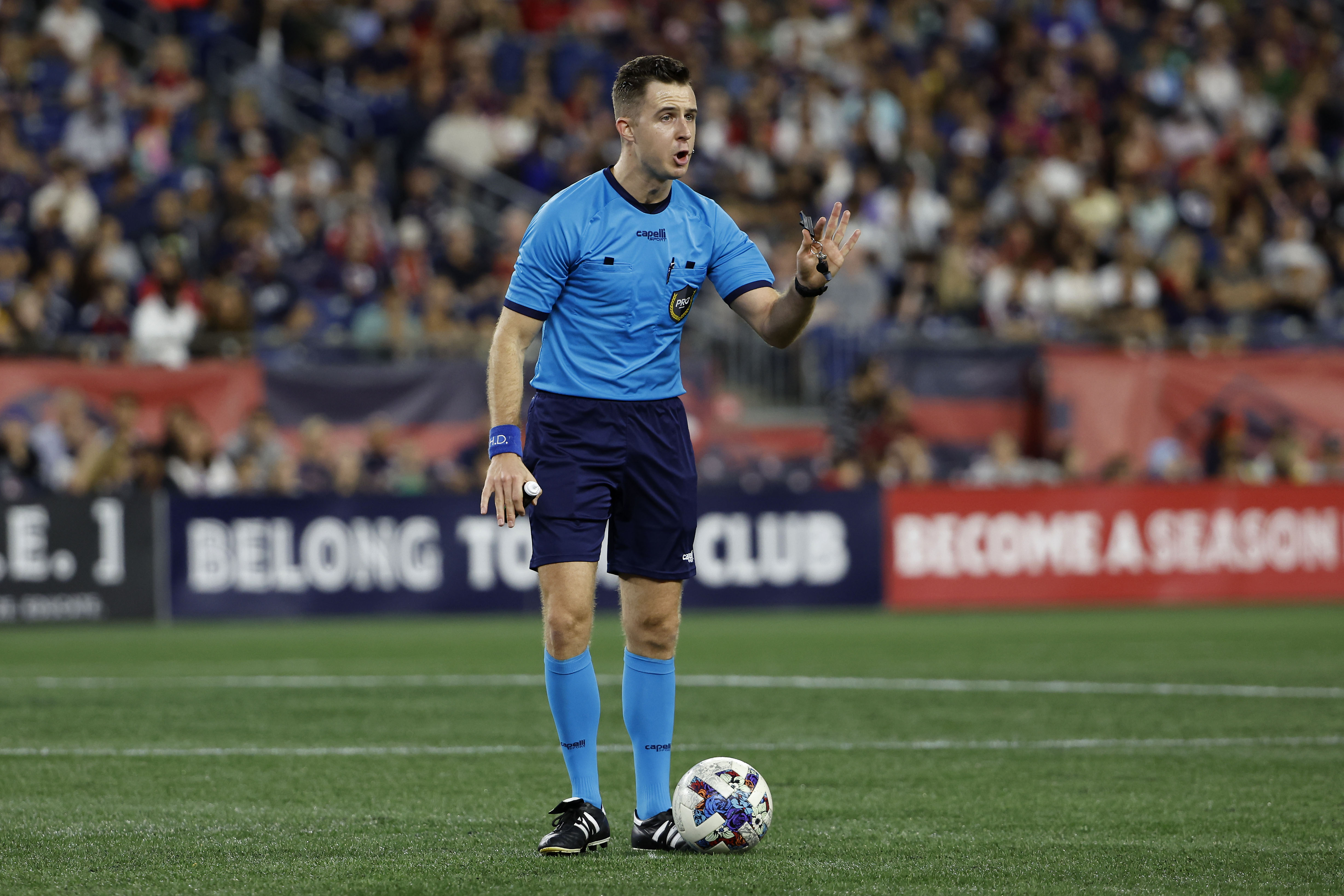 Wielkie wyróżnienie dla polskiego sędziego! Poprowadził mecz Real Madryt - Manchester United