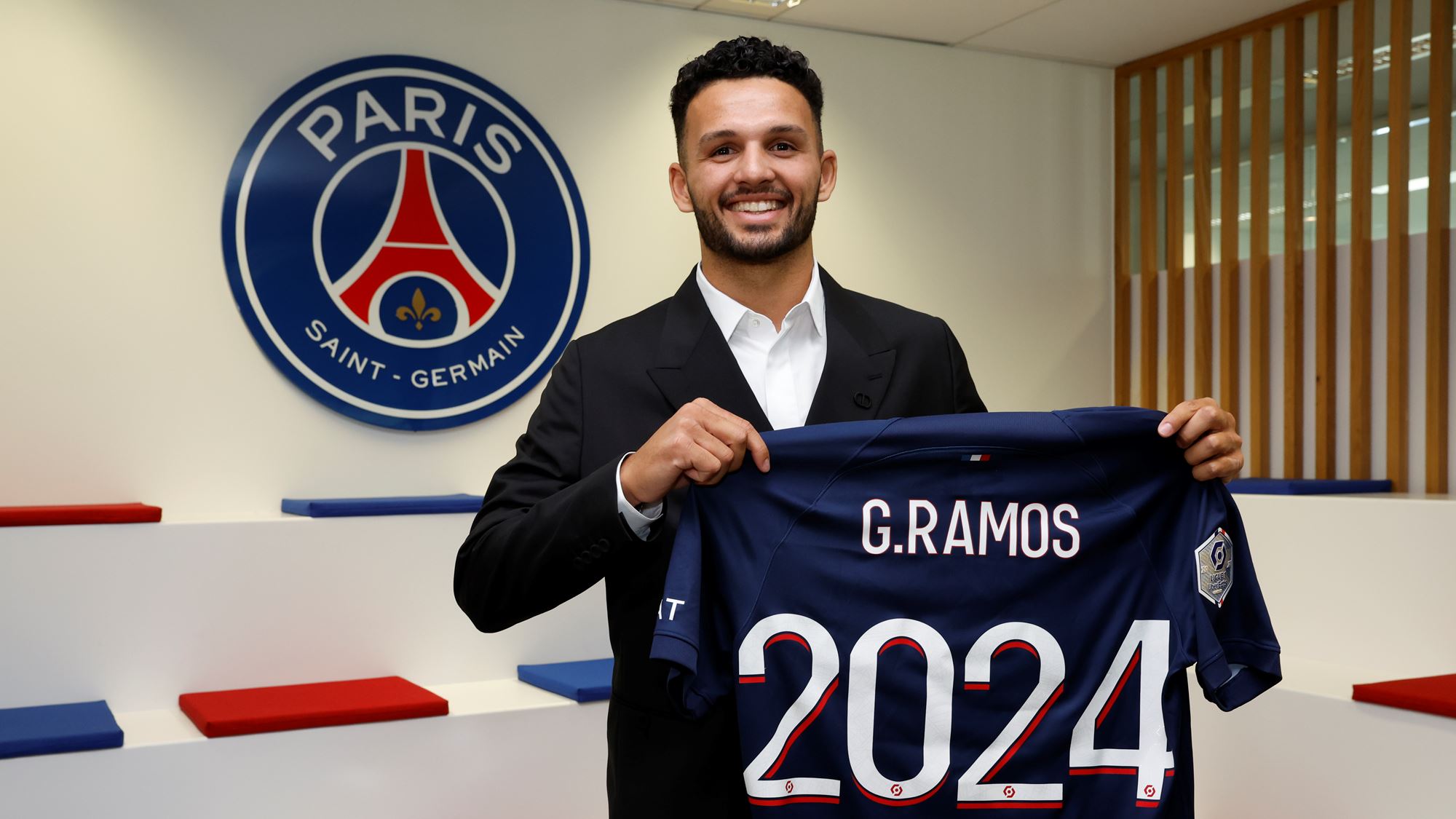 PSG ma nową gwiazdę! Mistrzowie Francji ogłosili upragniony transfer