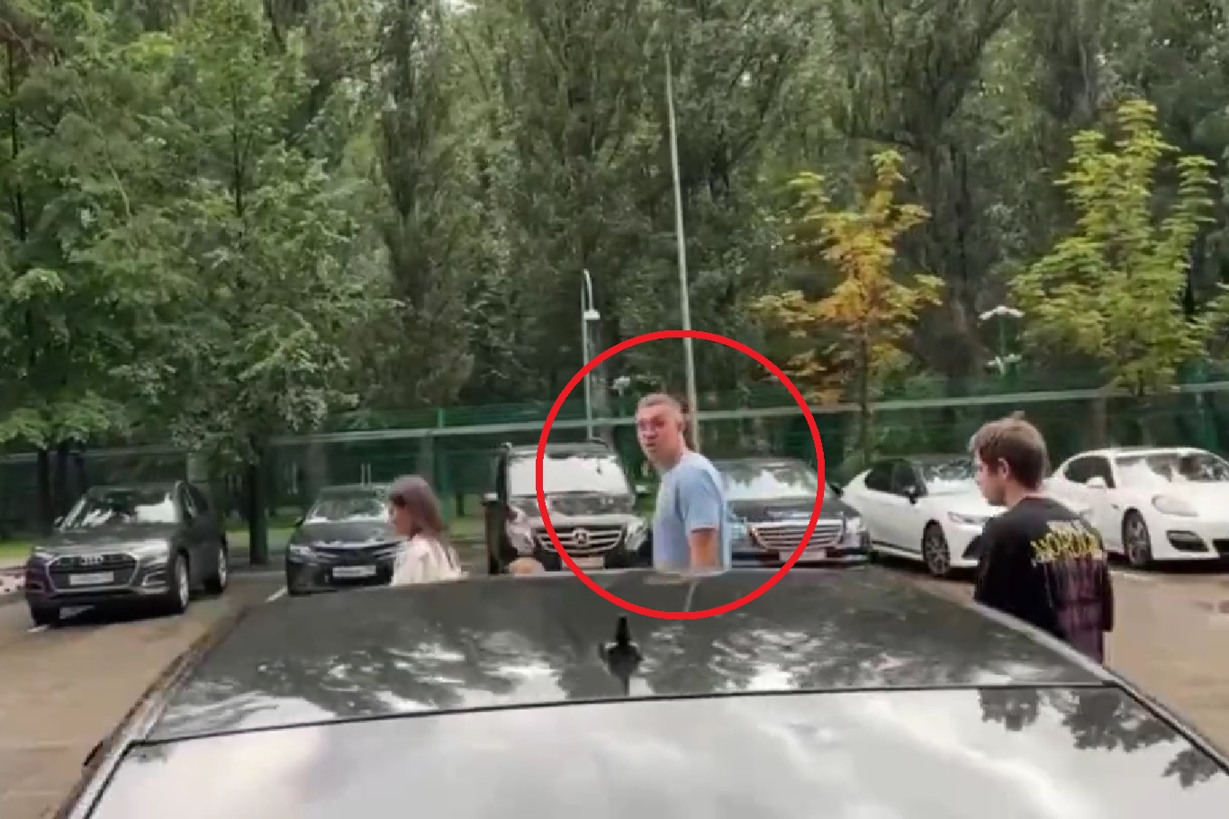 "Włożę ci ten telefon w du*ę". Kolejny skandal z udziałem rosyjskiego gwiazdora, groził dziennikarzowi [WIDEO]