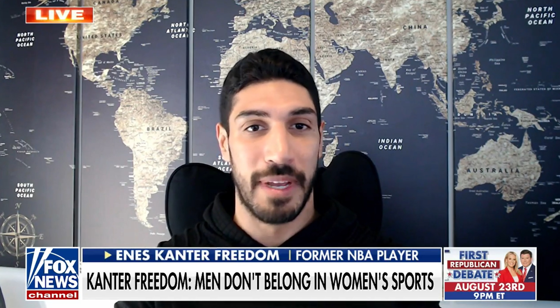 "Czy powinienem założyć perukę i zacząć dominować kobiecą ligę?" Były gracz NBA o transpłciowych sportowcach