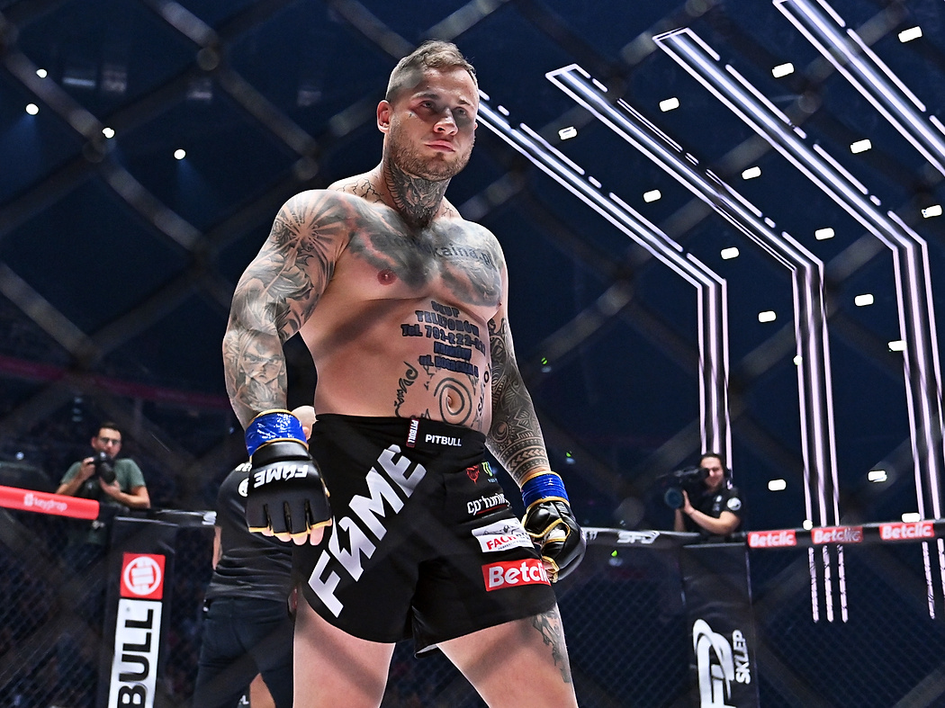 Zawodnik Fame MMA stracił trenera. W tle skandal obyczajowy. Szkoleniowiec wydał oświadczenie [WIDEO]