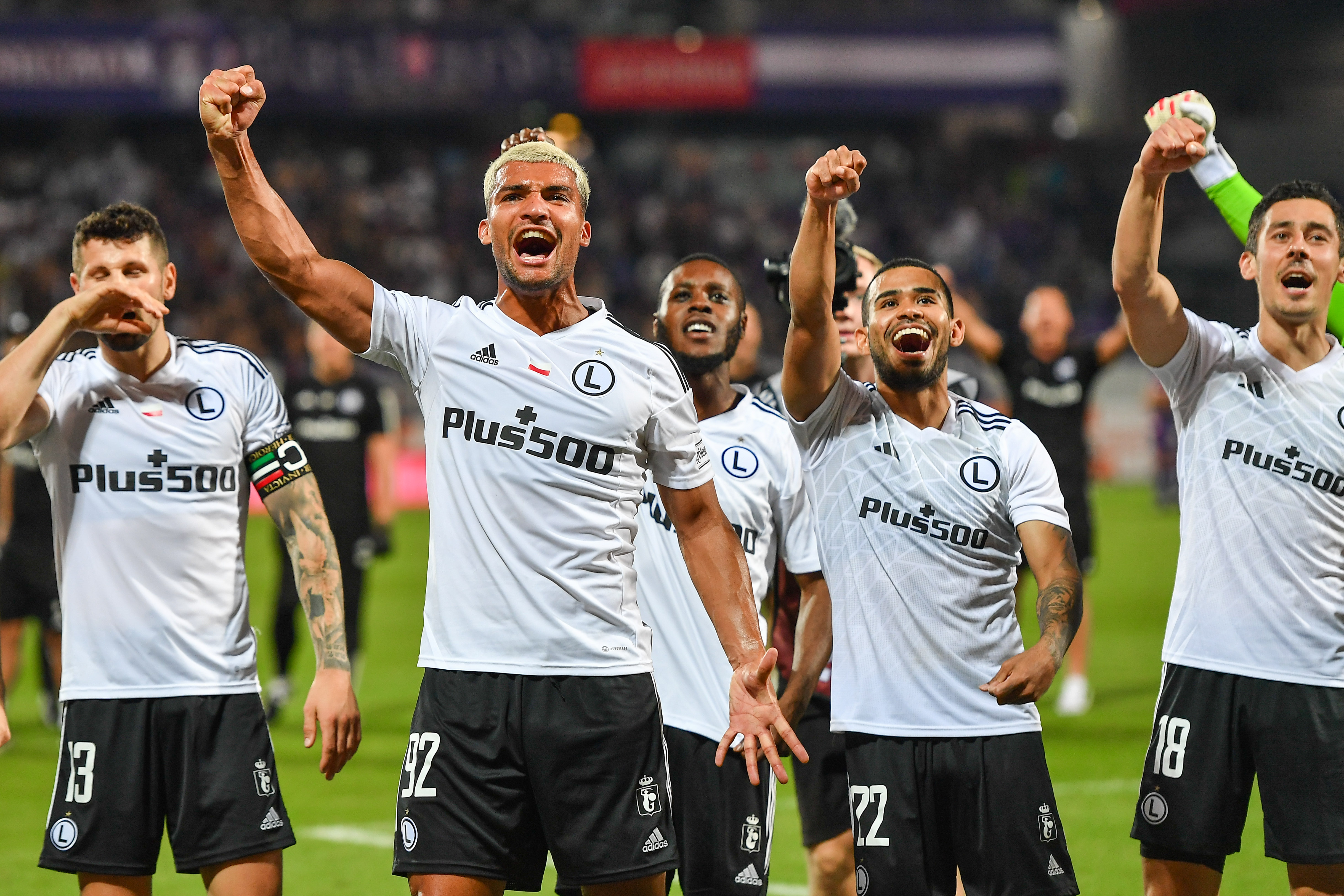 Media: Legia Warszawa wygrała wyścig o stopera. Obrońca już zmierza do stolicy