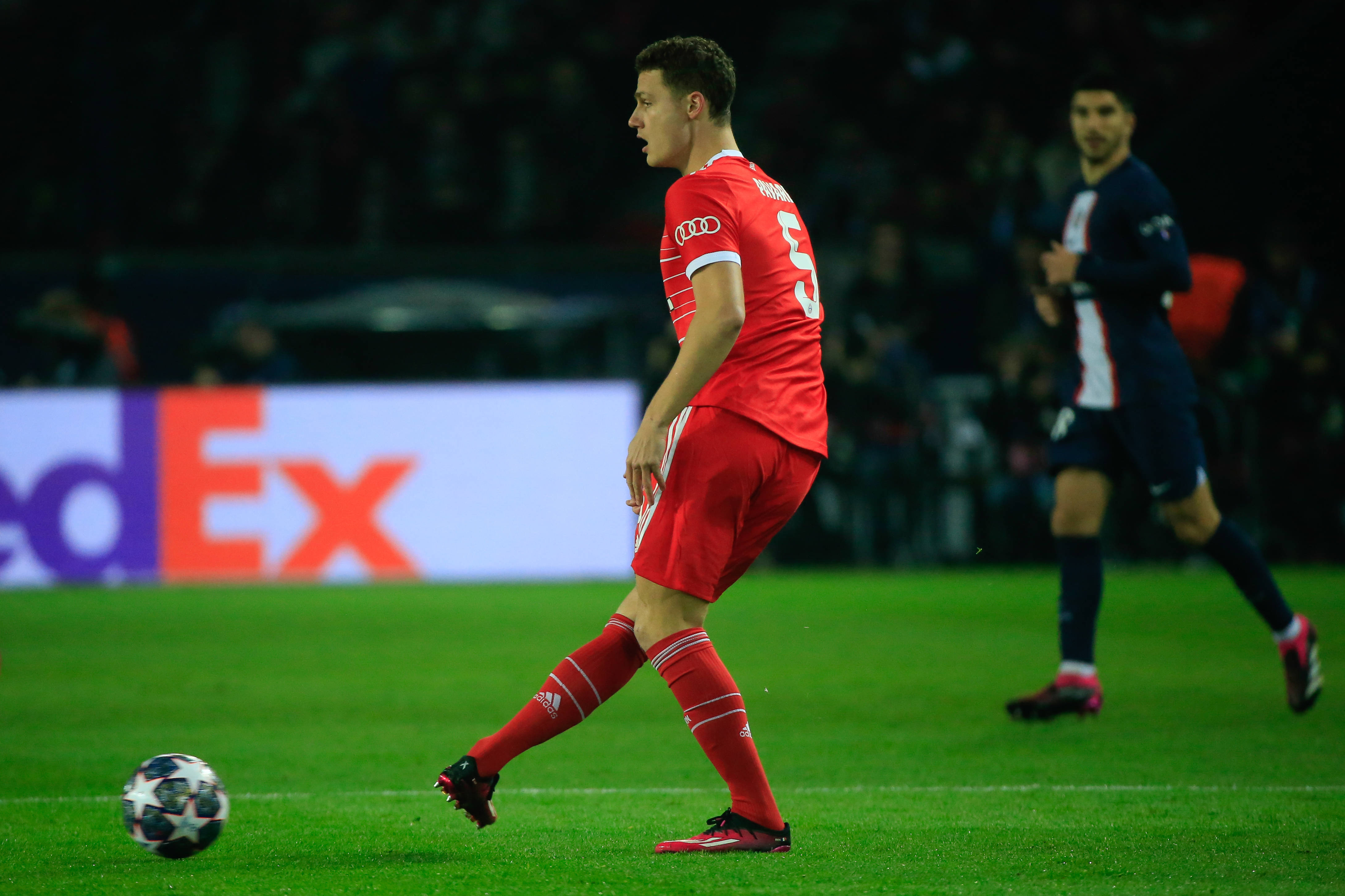 Bayern Monachium z transferami last minute? Prezes klubu podgrzał spekulacje