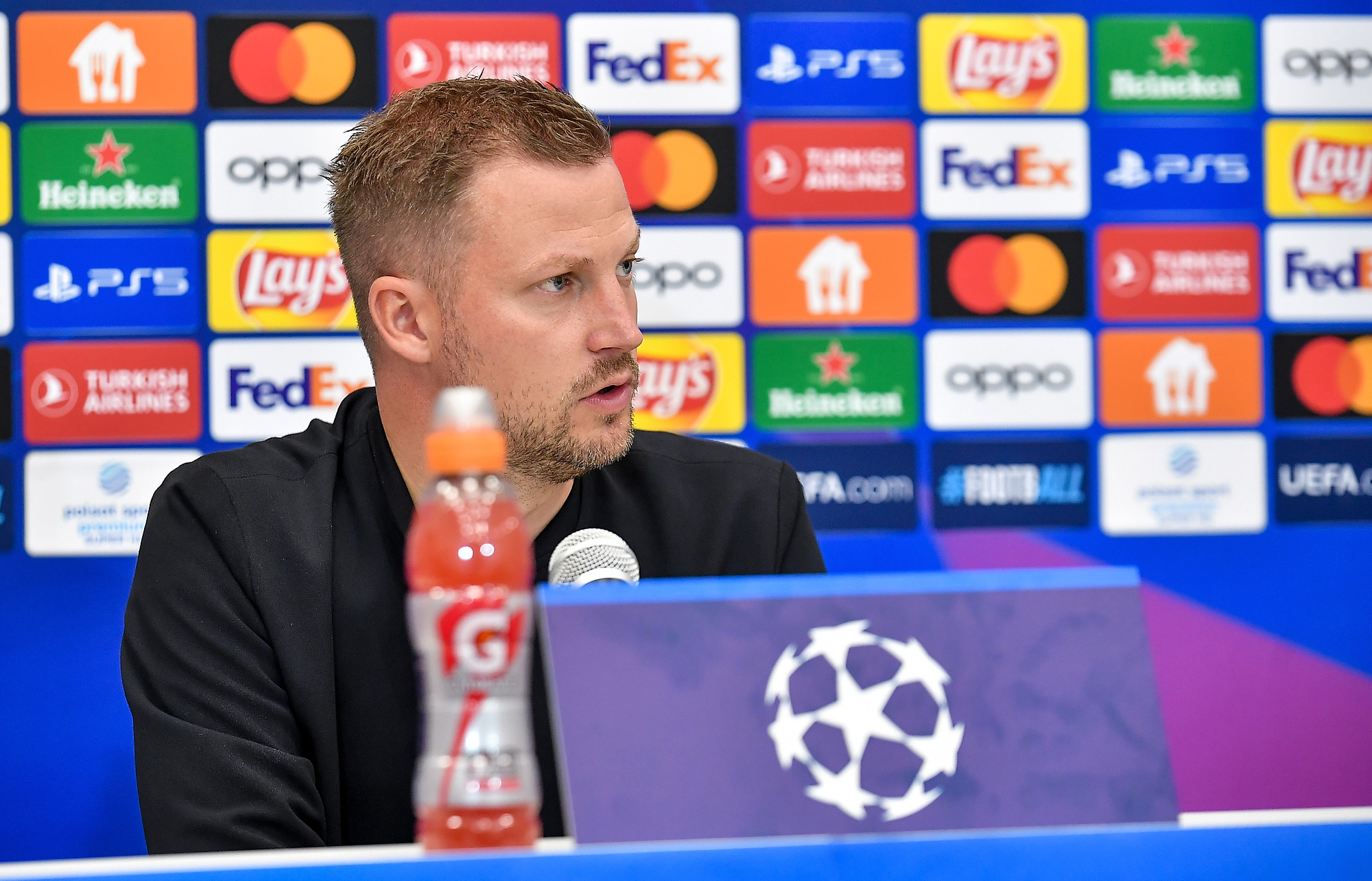 "Skandal. Nie mieli o niczym pojęcia". Duńczycy grzmią po meczu z Rakowem, mają duże pretensje do UEFA