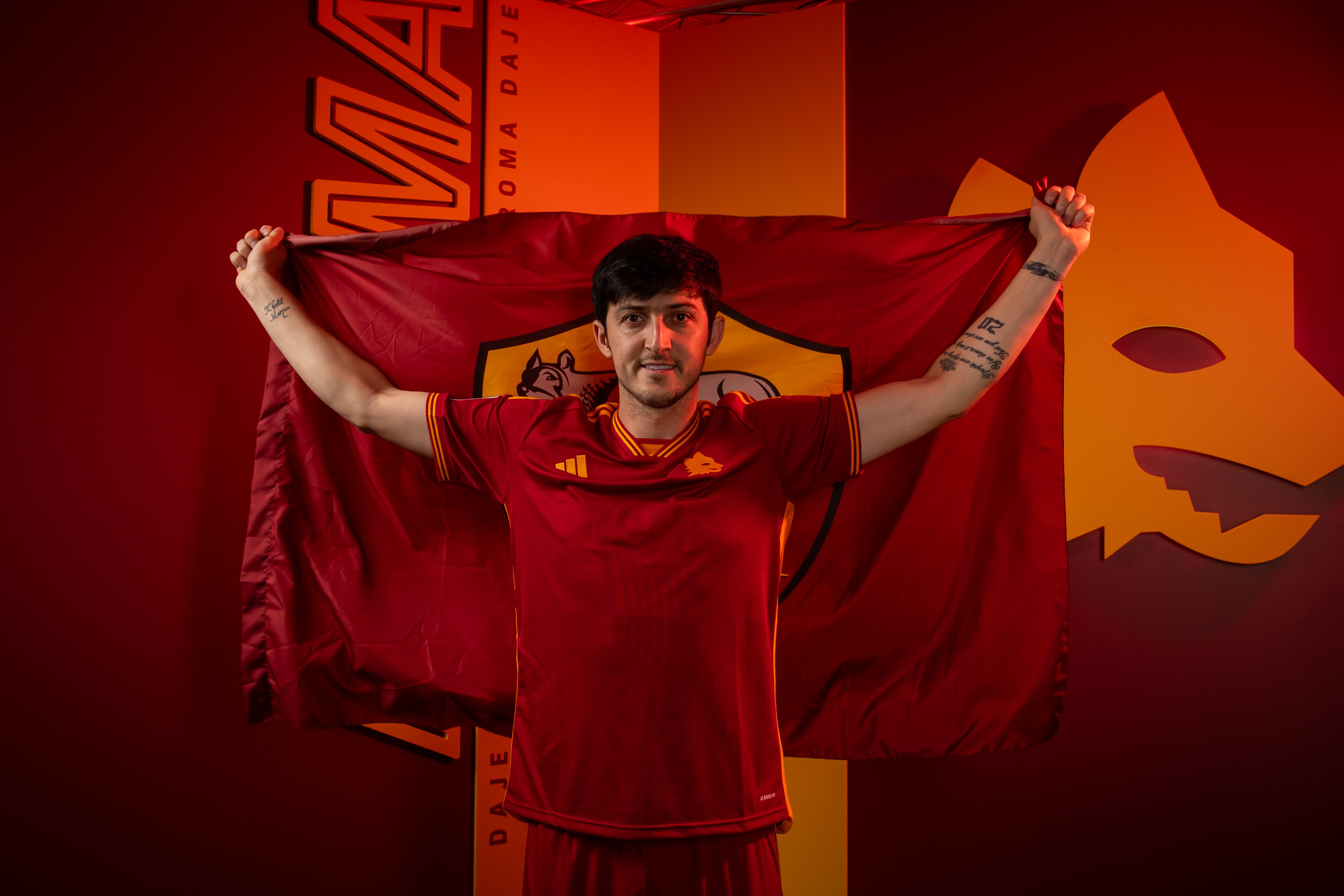 AS Roma na nowego napastnika. Jeszcze nie wiadomo, kiedy będzie mógł zadebiutować