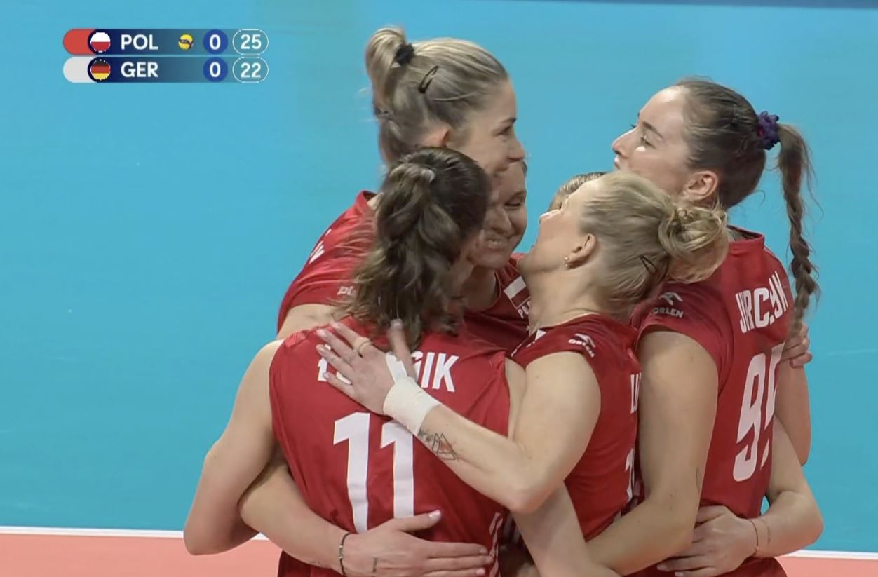 Polskie siatkarki w ćwierćfinale mistrzostw Europy! Świetny mecz naszej kadry, Niemki były bez szans [WIDEO]