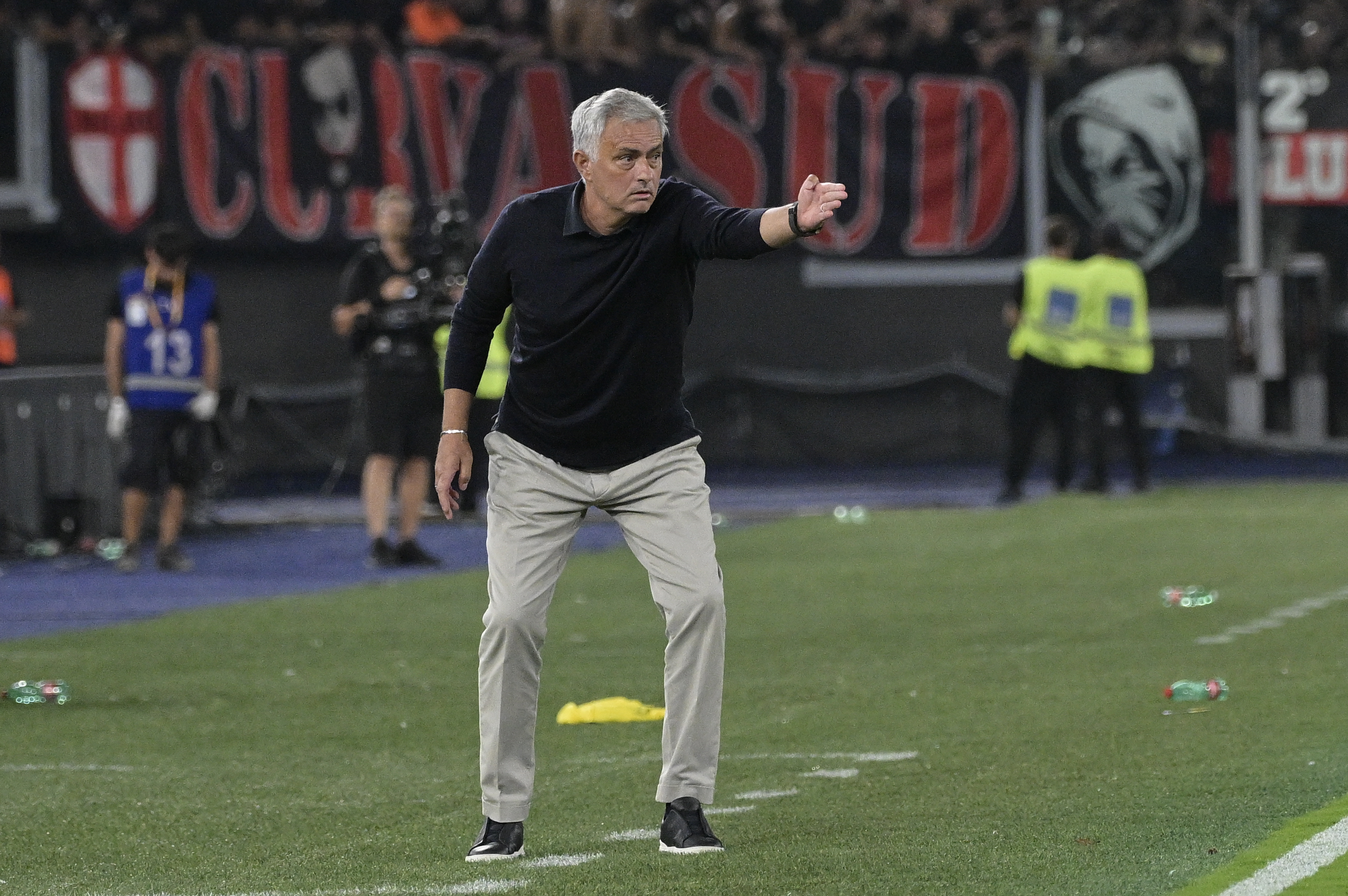 Zaskakujące zachowanie Jose Mourinho. Tak trener AS Romy zareagował na porażkę z AC Milanem