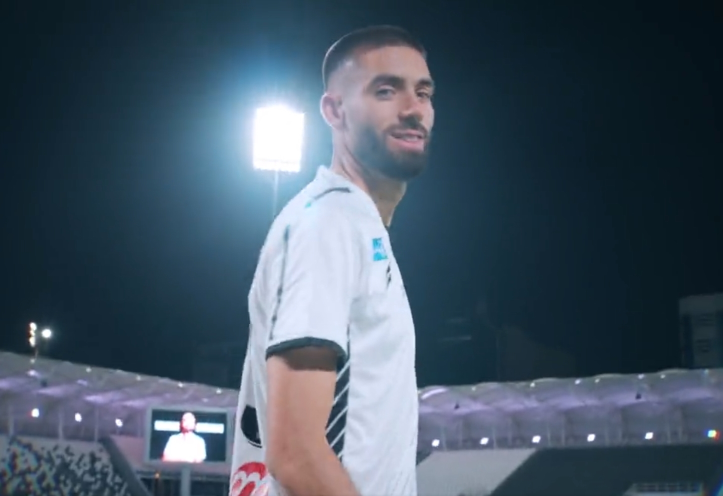 Kolejny gracz przenosi się do Arabii Saudyjskiej. Transfer stał się faktem. Niedawno był łączony z Barceloną