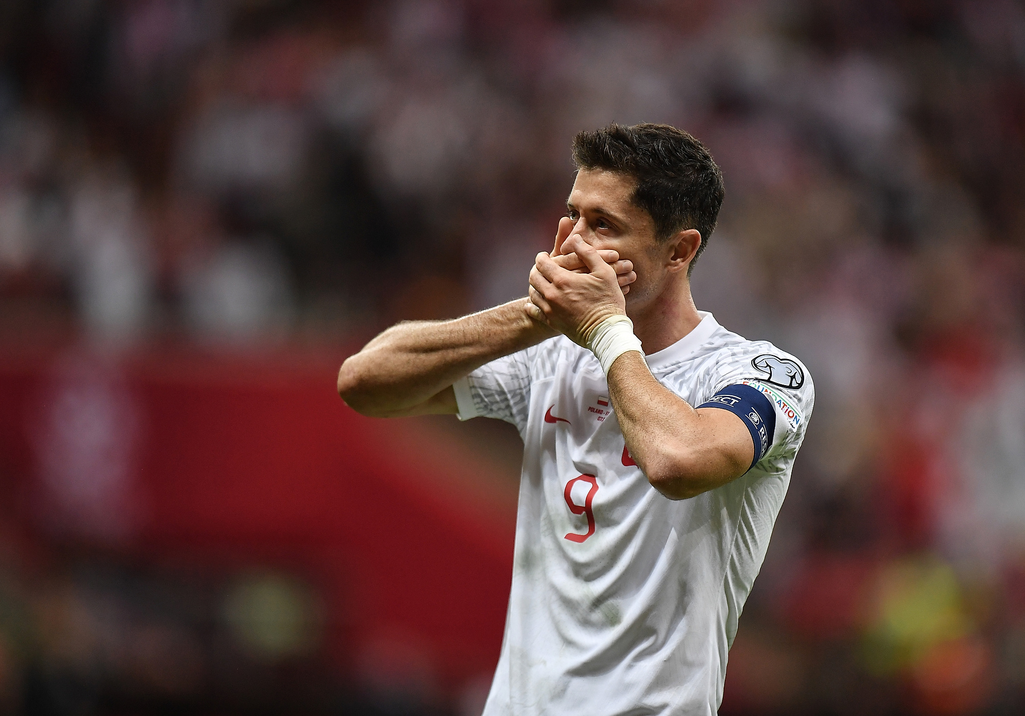 Iskrzy na linii PZPN - Robert Lewandowski! "Federacja rozpowszechnia takie bzdury" [NASZ NEWS]