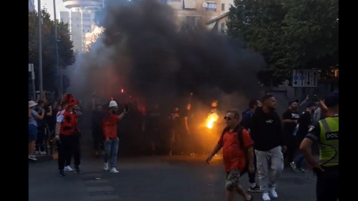Albańscy fanatycy gotowi na mecz z Polską. Zapowiada się gorąca atmosfera. "Szykujmy się na piekło" [WIDEO]