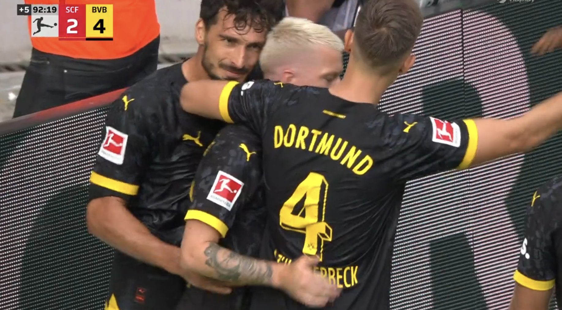 Szalone zwycięstwo Borussii Dortmund! Niespodziewany bohater uratował klub [WIDEO]