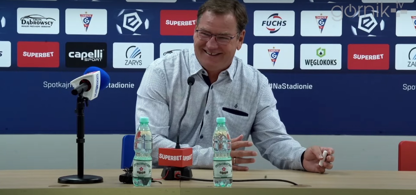 "To tak jak w siatkówce". Urban nie mógł powstrzymać uśmiechu po pytaniu o pracę z reprezentacją Polski