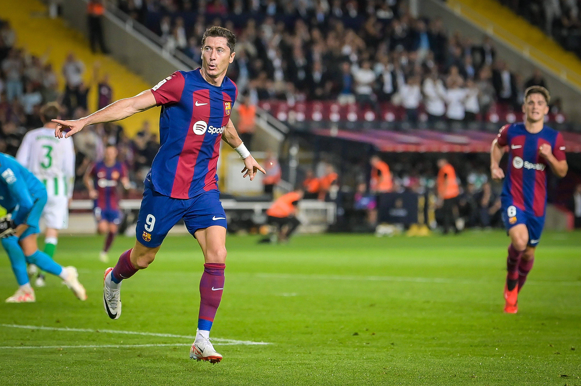 Składy na mecz FC Barcelona - Royal Antwerp. Lewandowski i spółka zaczynają walkę w Lidze Mistrzów
