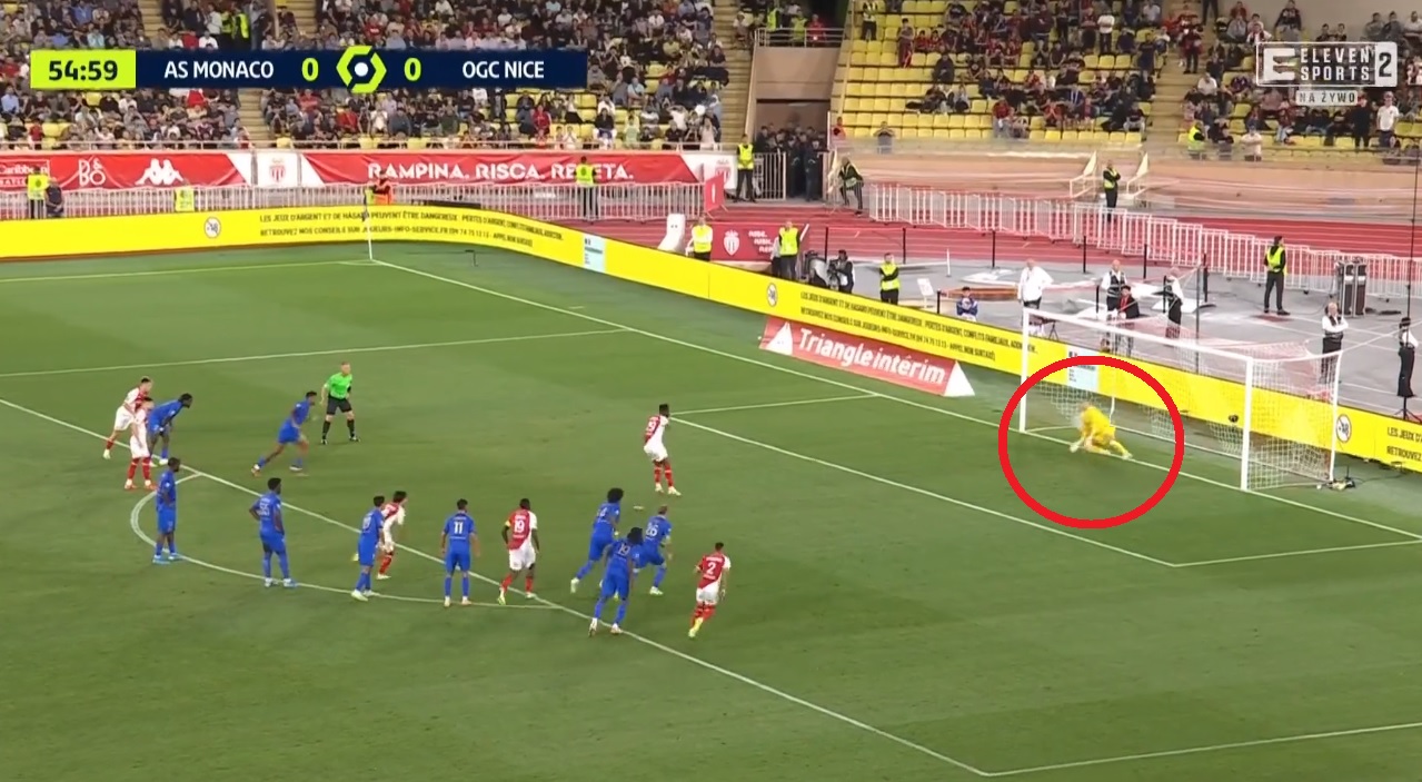 Niesamowity wyczyn Marcina Bułki! Obronił drugi rzut karny w meczu z AS Monaco! [WIDEO]