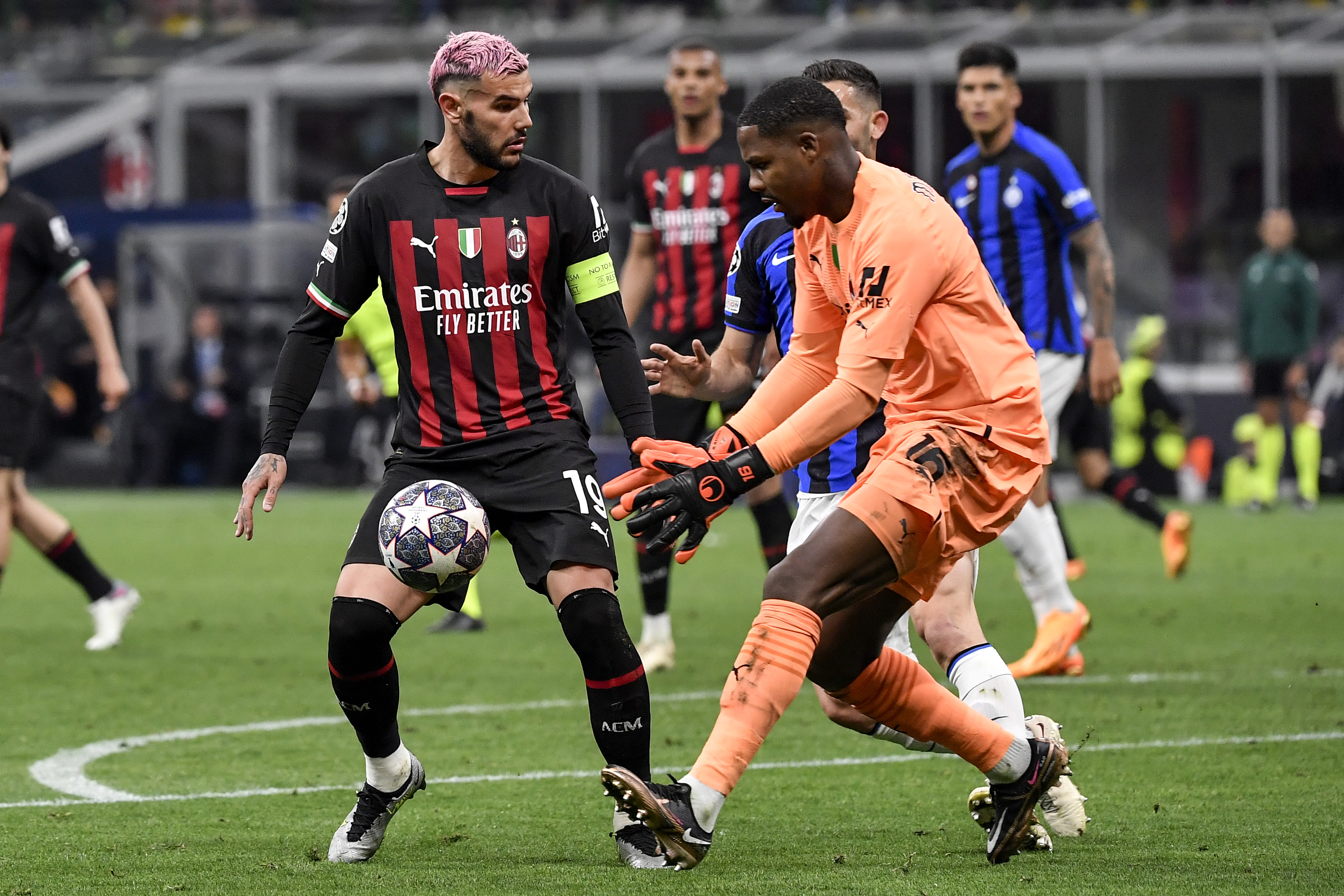 AC Milan ogłosił nowego trenera! Znane nazwisko wraca na ławkę