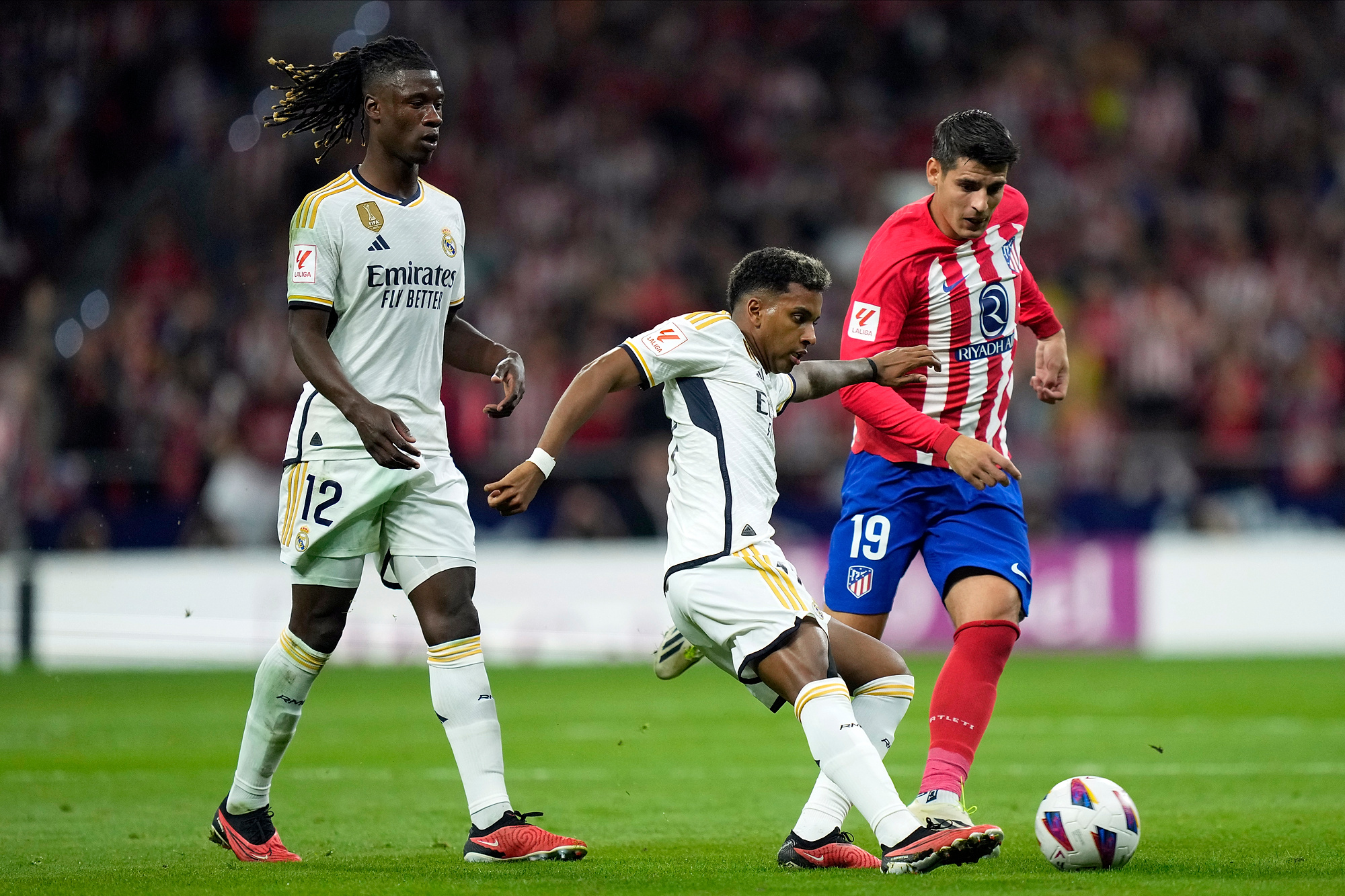 Prezes Atletico wściekły na Real Madryt. "Zafałszowuje rozgrywki, tworzy nieznośną atmosferę dla sędziów"
