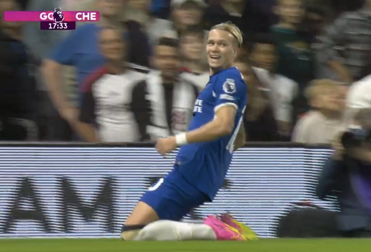 Chelsea przełamała niemoc w Premier League. Debiutancki gol Mudryka, Broja zrehabilitował się za pudło