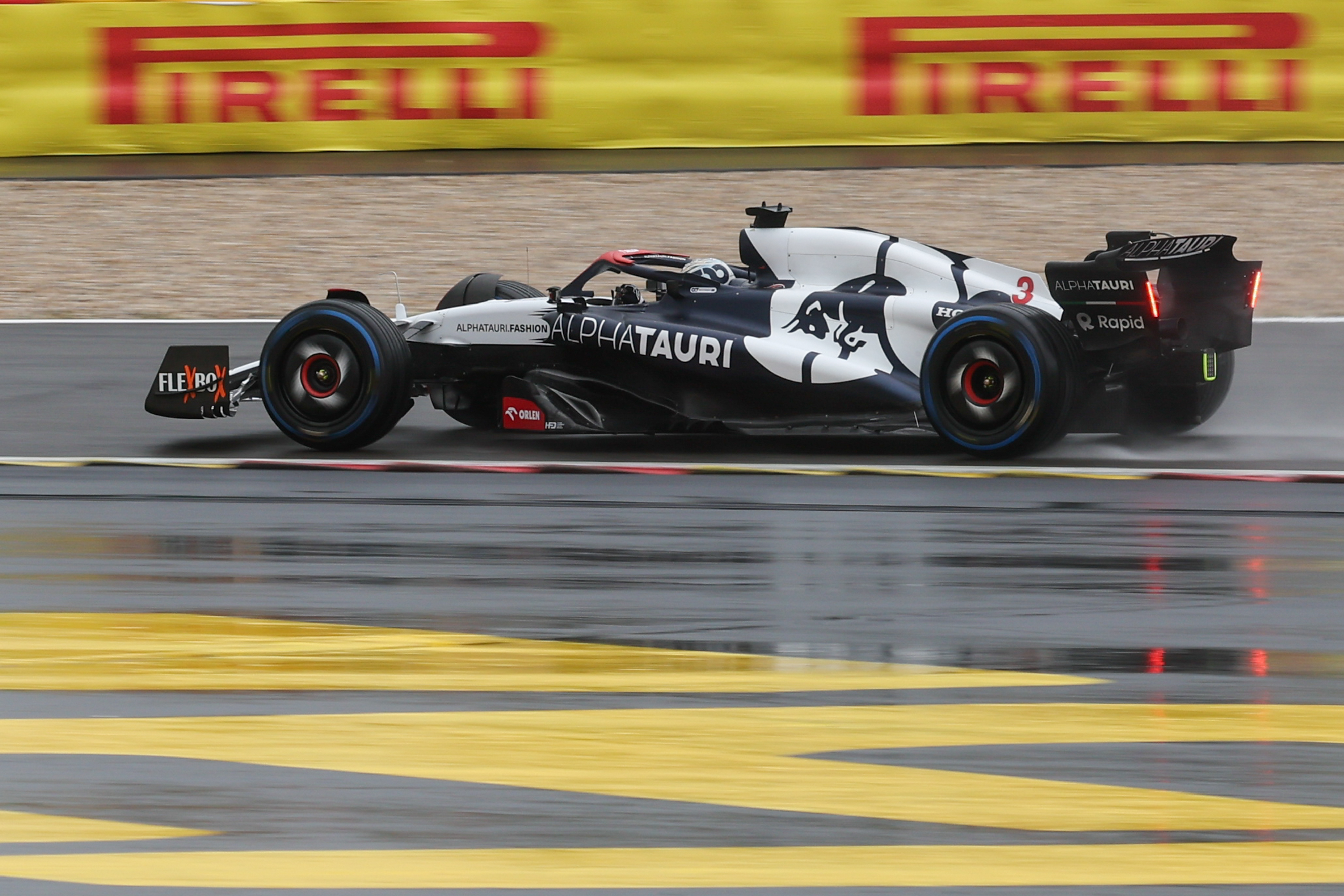 Złe wieści na temat kierowcy F1. Nie może wrócić do ścigania, opuści GP Kataru