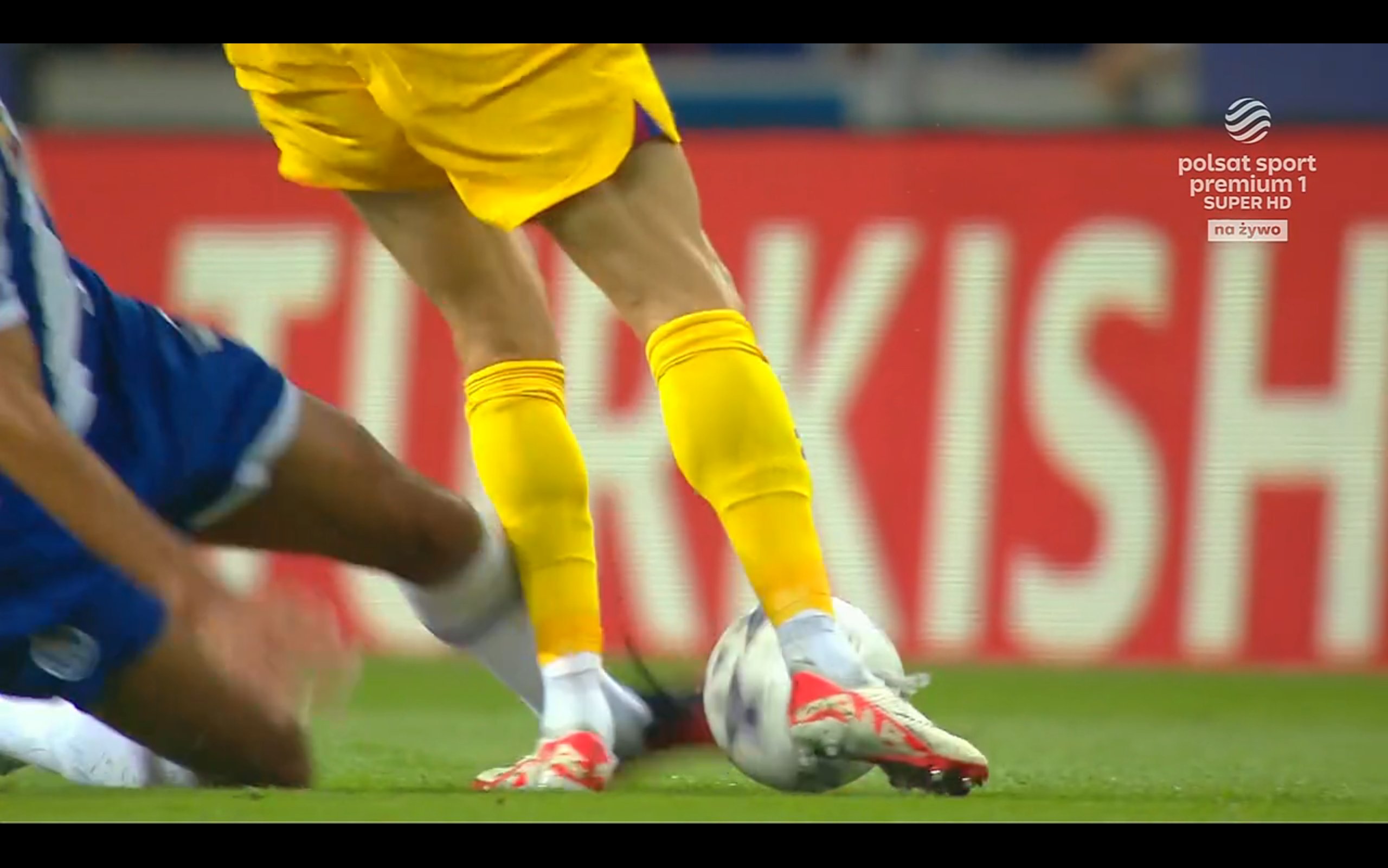 Wiadomo, co dolega Lewandowskiemu. Najnowsze wieści na temat kontuzji napastnika FC Barcelony