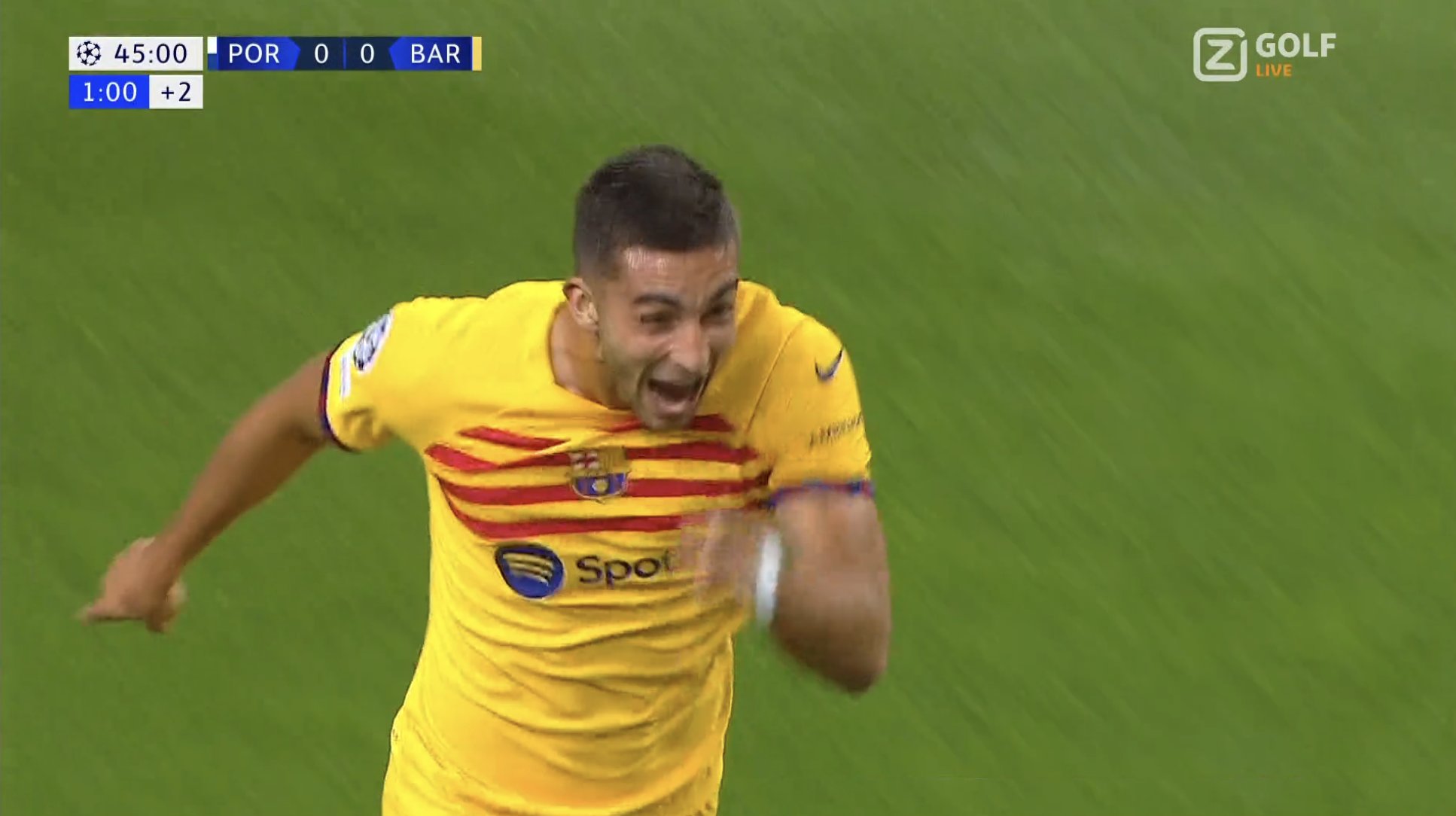 Zmiennik Lewandowskiego uratował FC Barcelonę! Zwycięski bój z FC Porto [WIDEO]